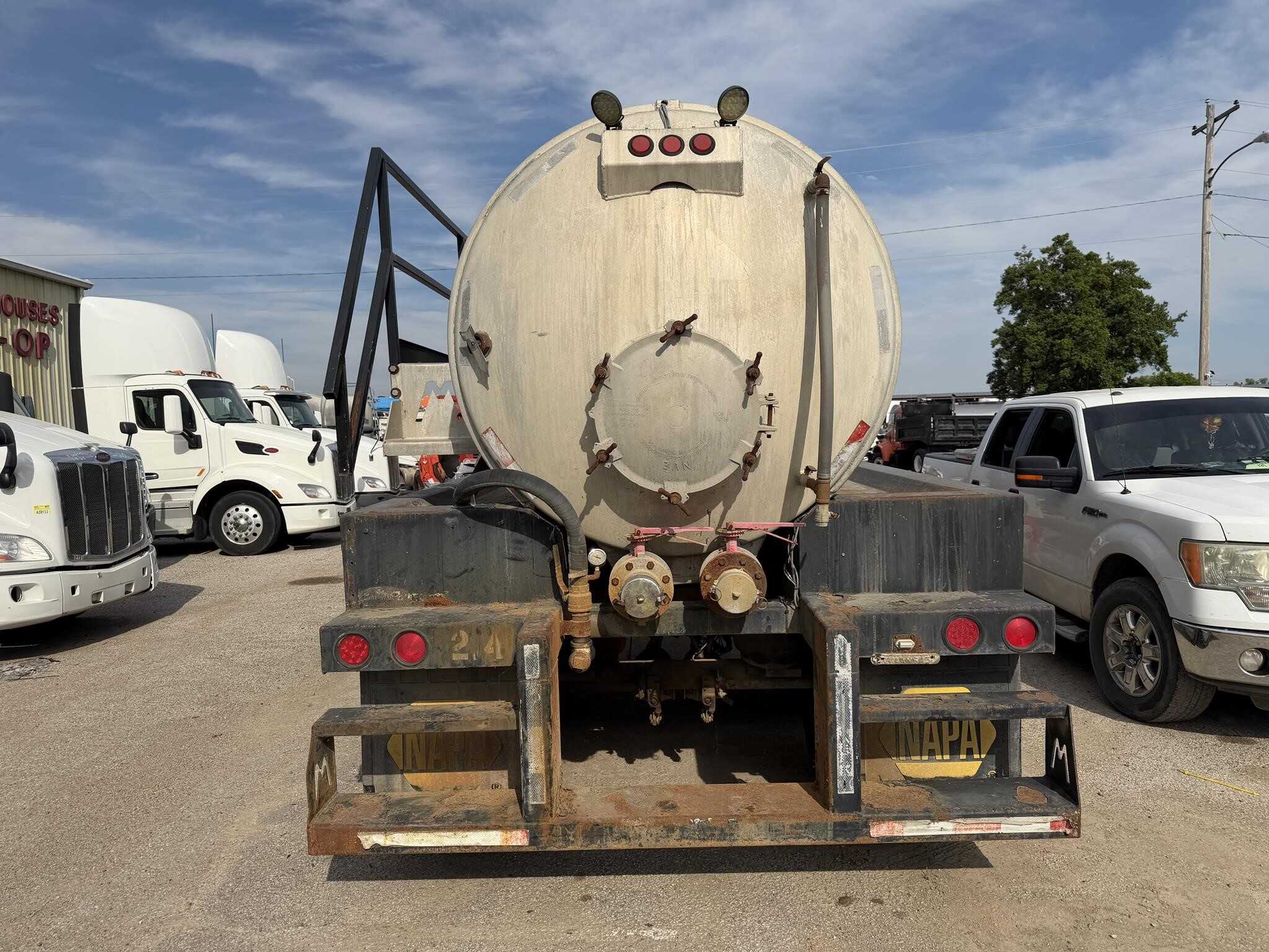 2012 Menard 6300 gallon tank