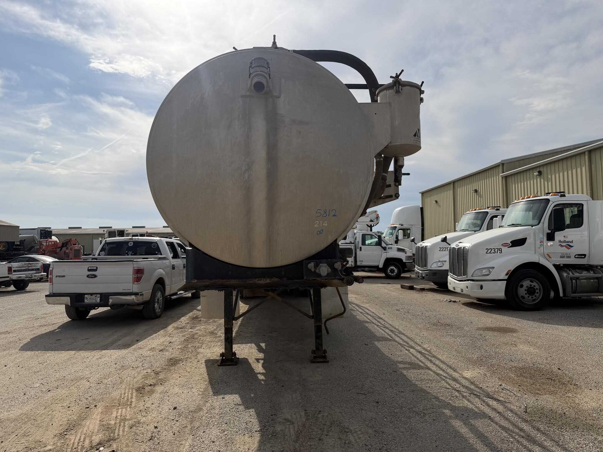 2012 Menard 6300 gallon tank