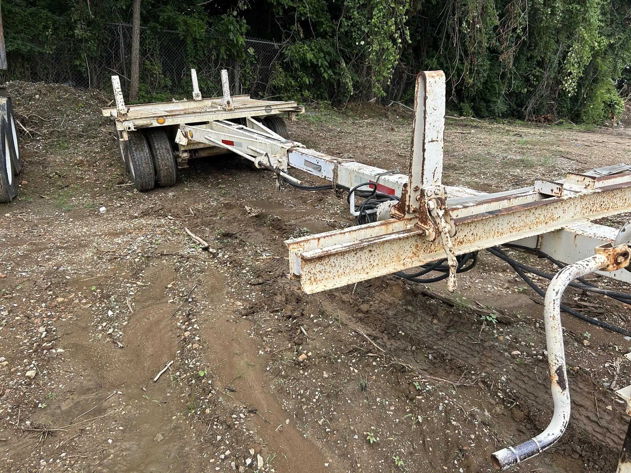 1995 Kiefer Built 40 ft pole trailer