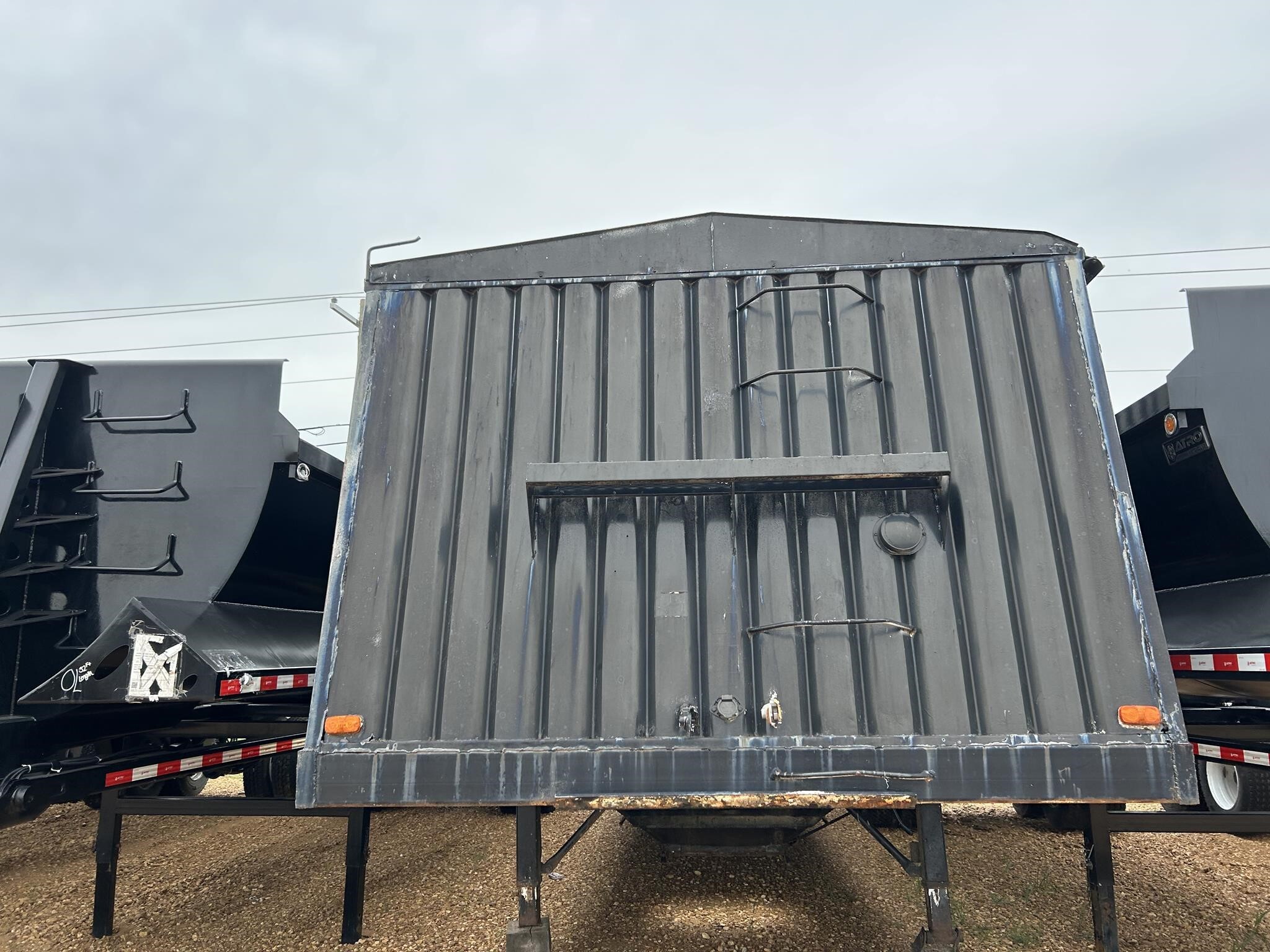 1998 Jet 40 ft hopper