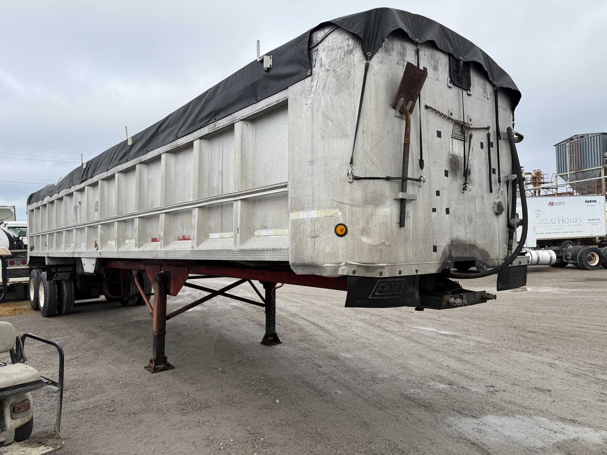 1992 East 38 ft end dump