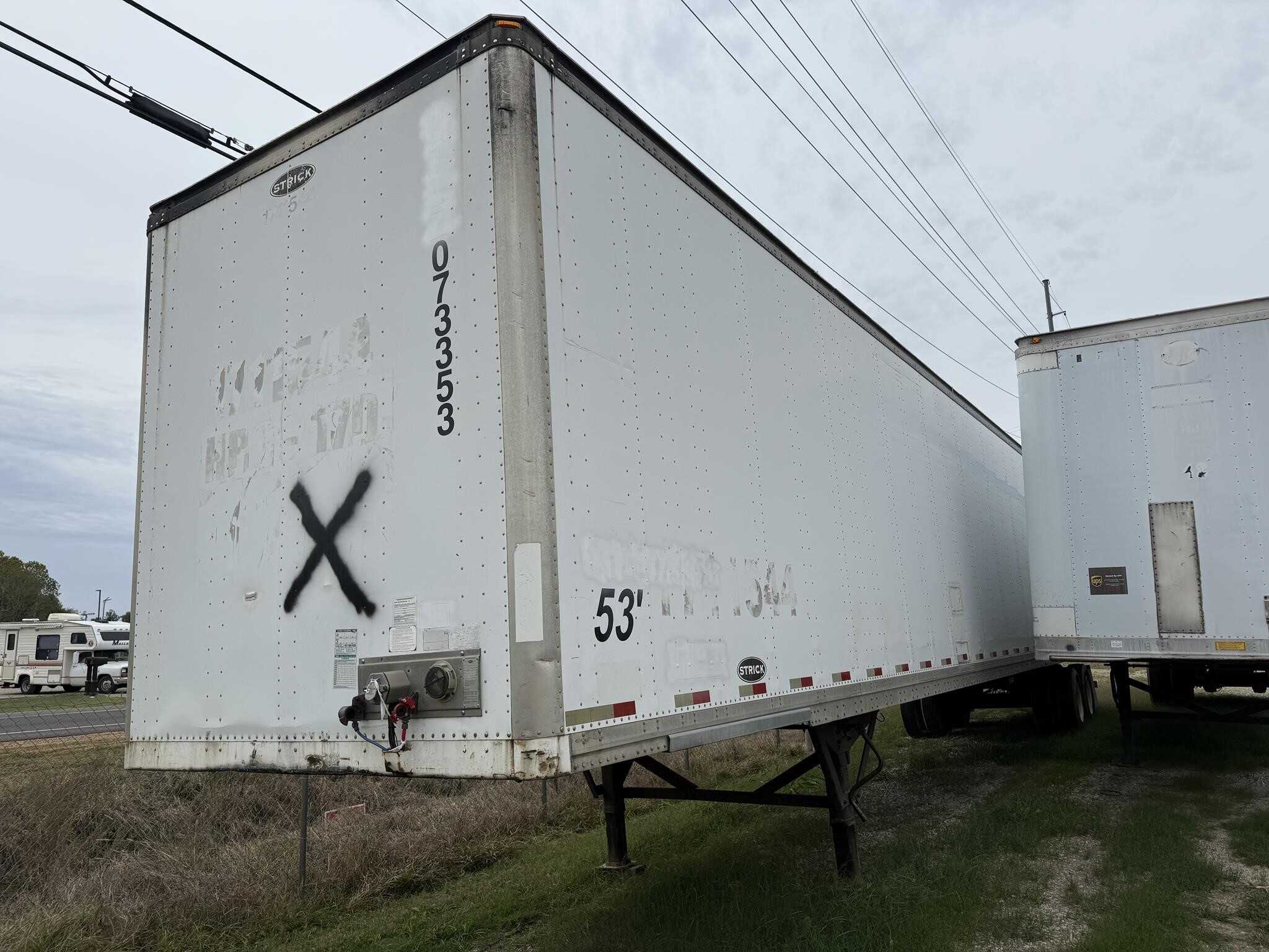 2008 Strick 53 ft dry van air-ride