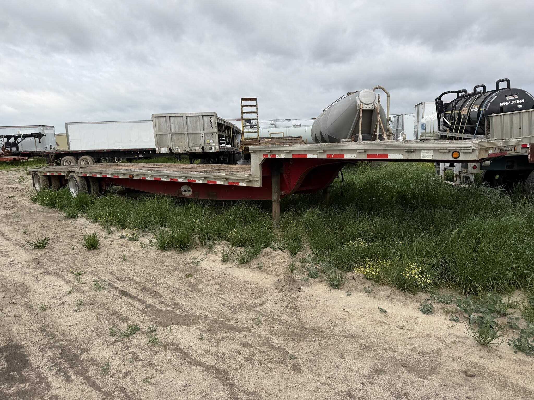 2005 Reinke 48 ft step deck