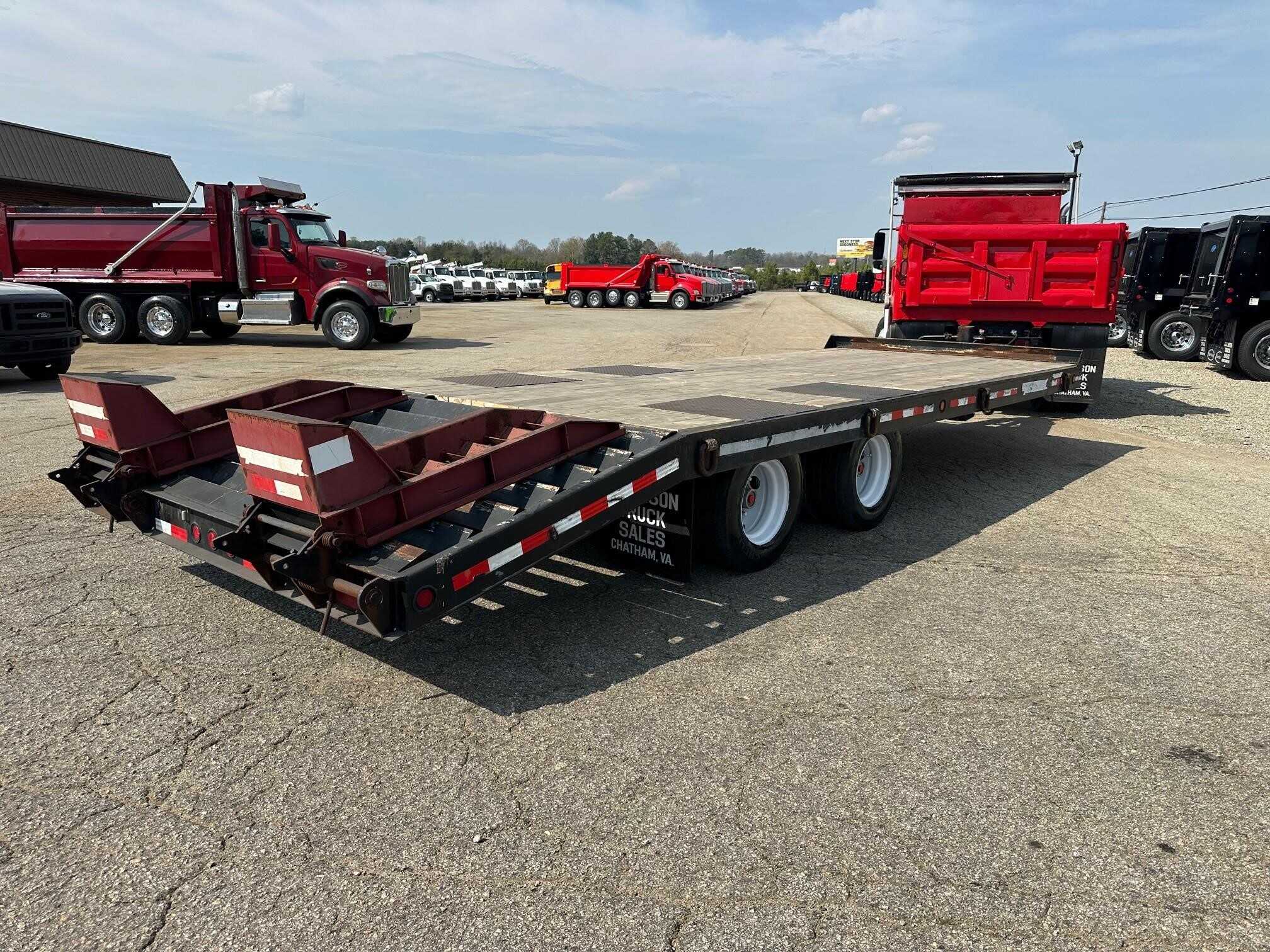 2016 Towmaster t-40lp