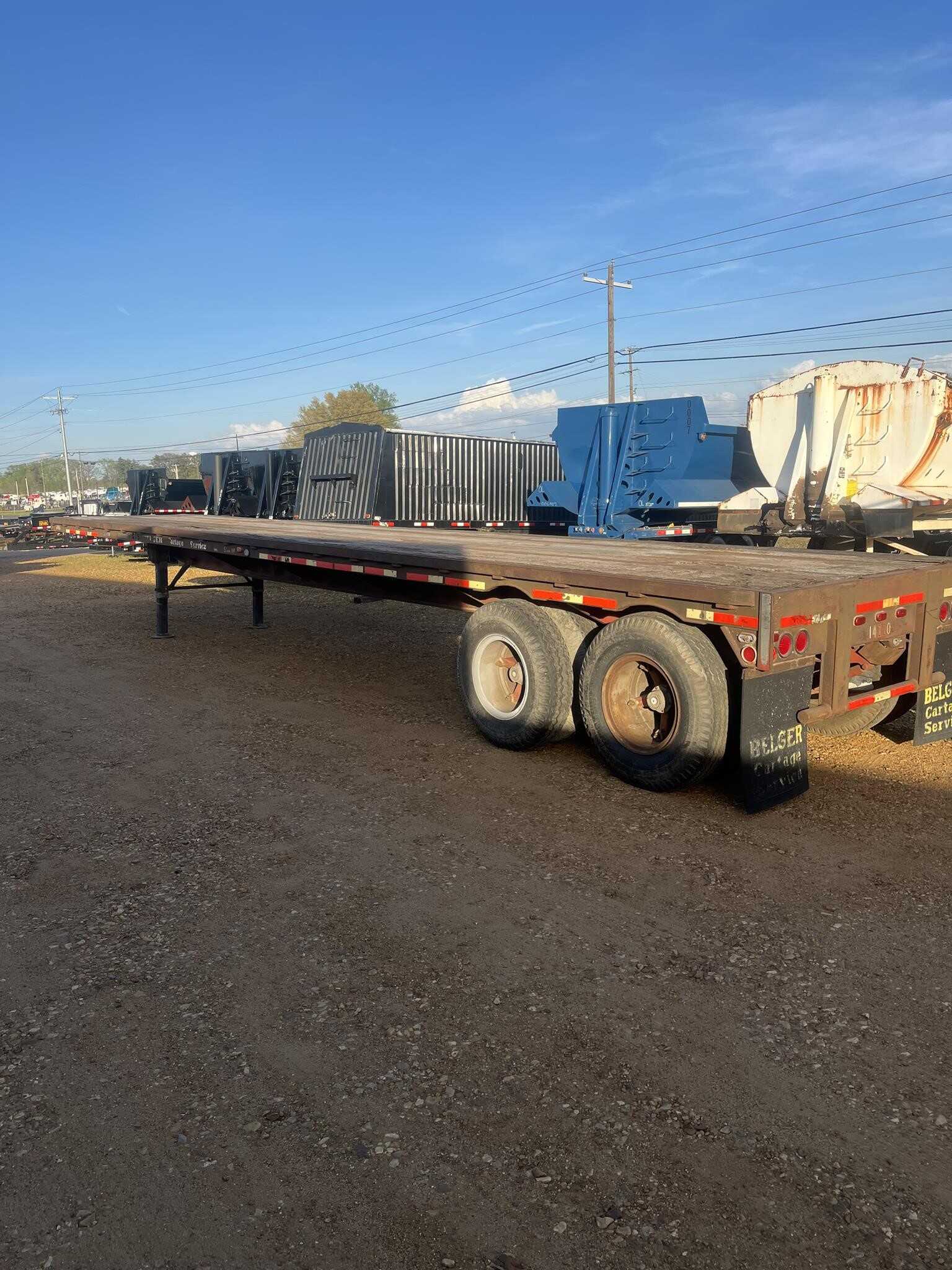 1979 Transcraft 40 ft flat bed