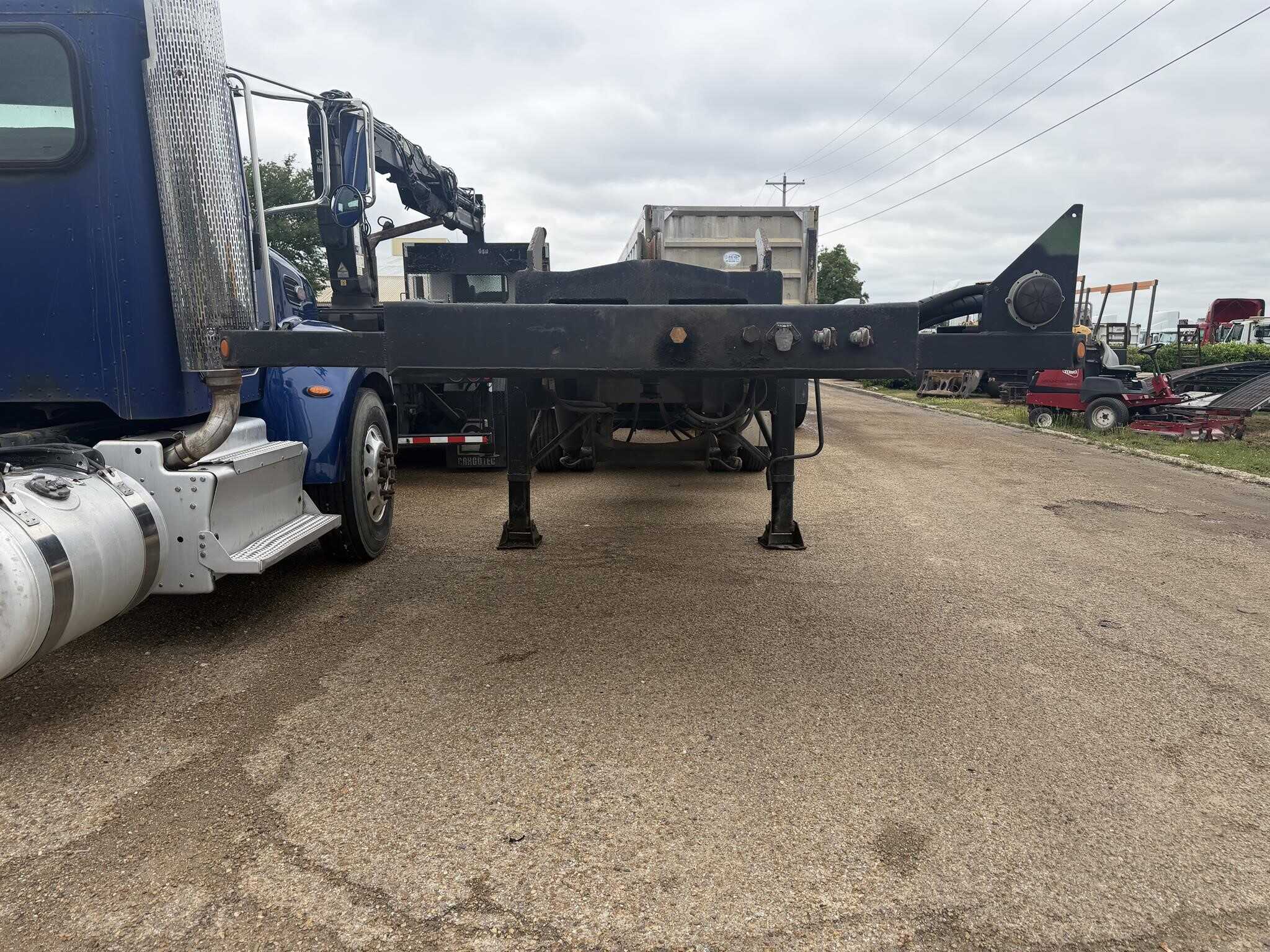 2010 Dragon 34 ft roll off