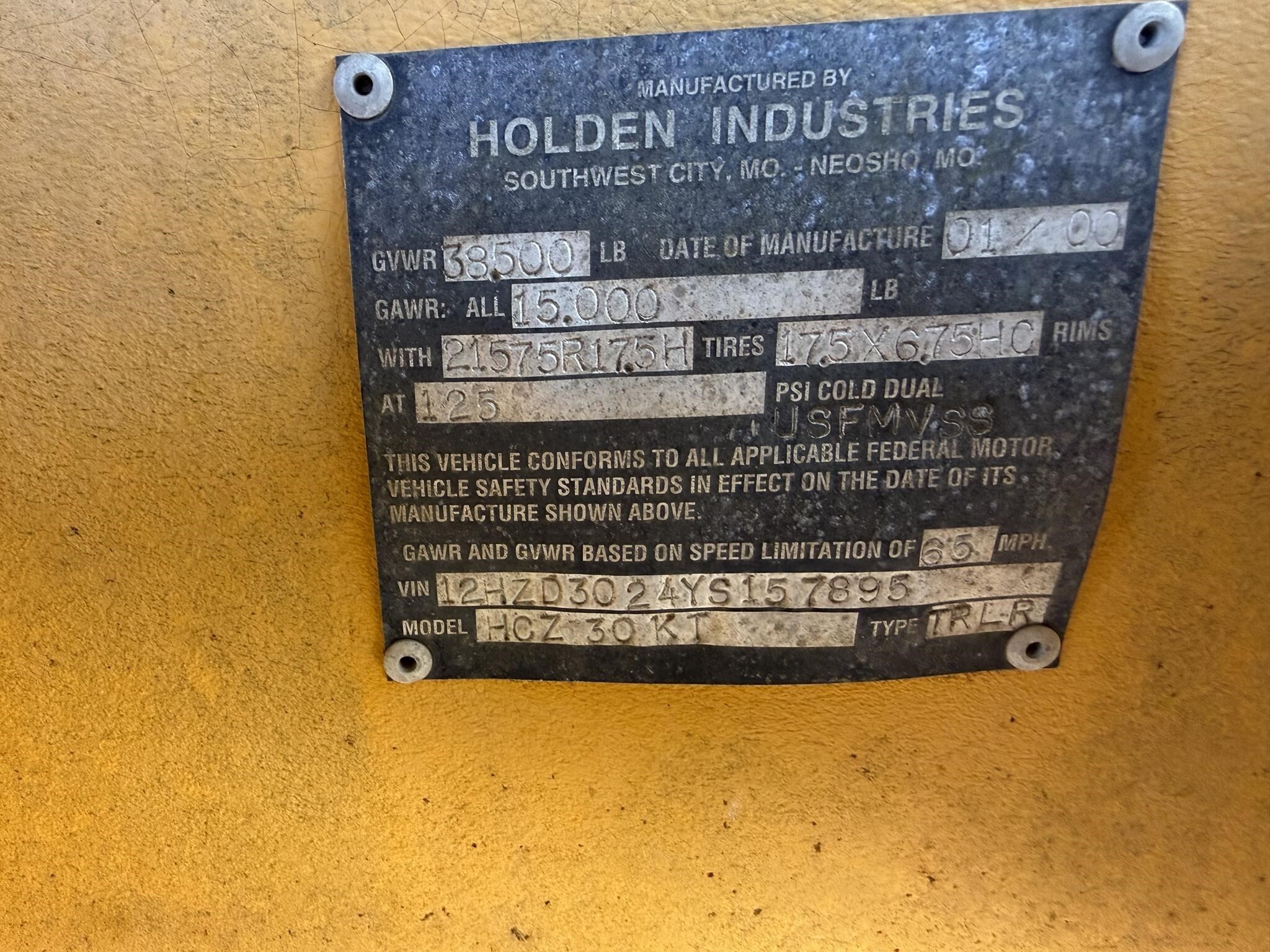 2000 Holden 16 ton equipment hauler