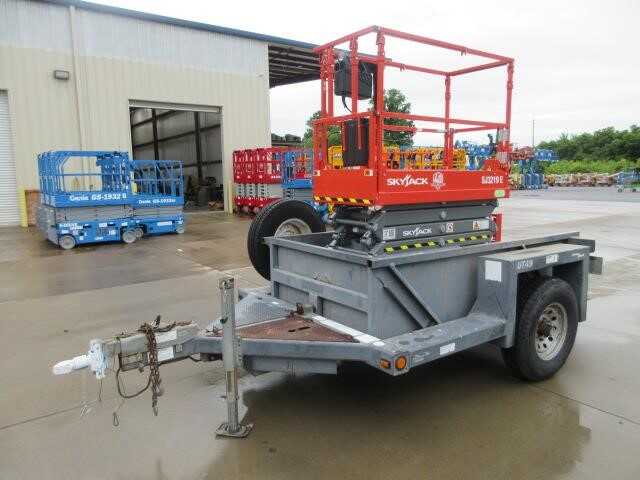 2019 Jlg trailer