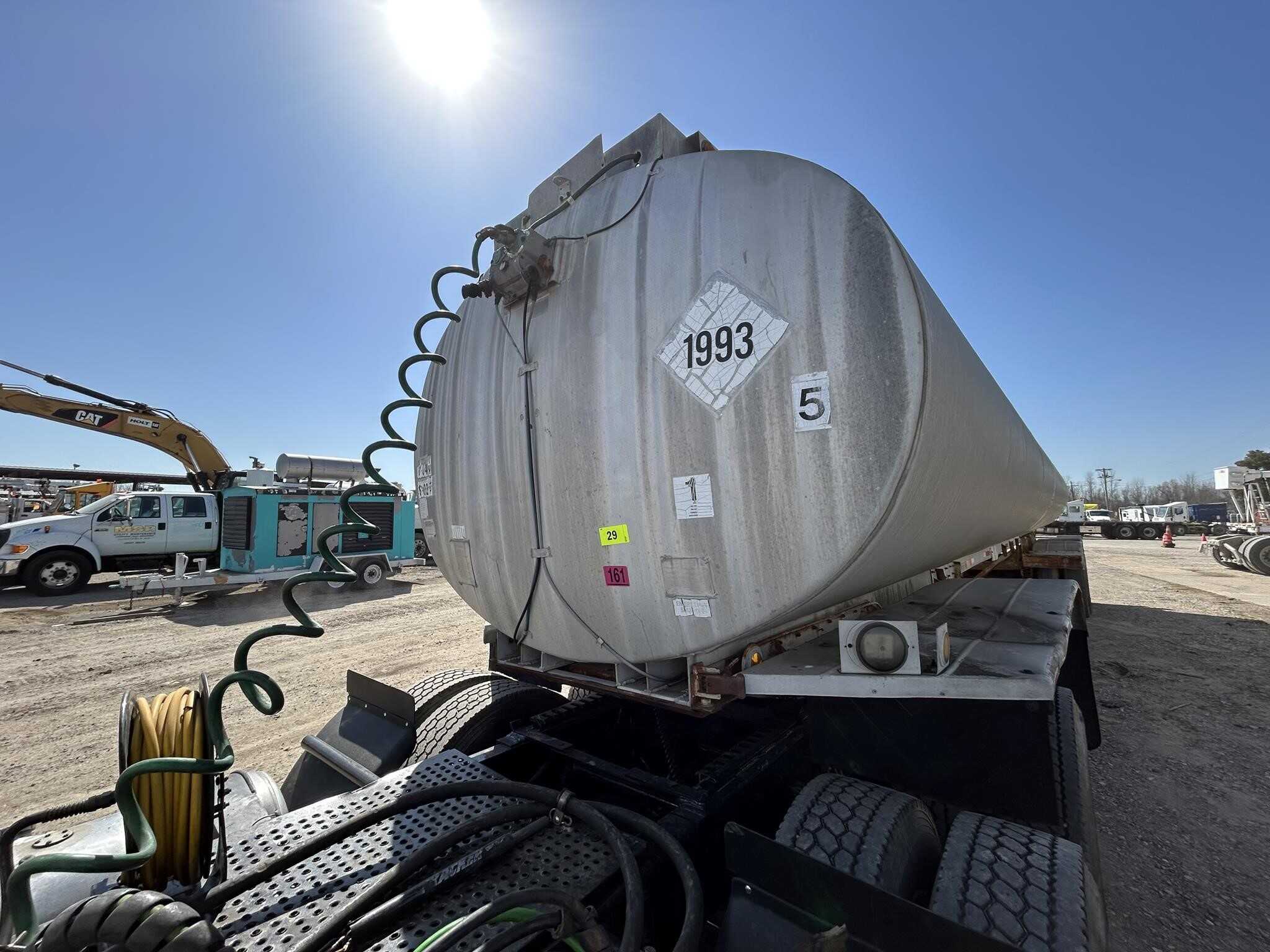 1974 Trailmobile 8500 gal