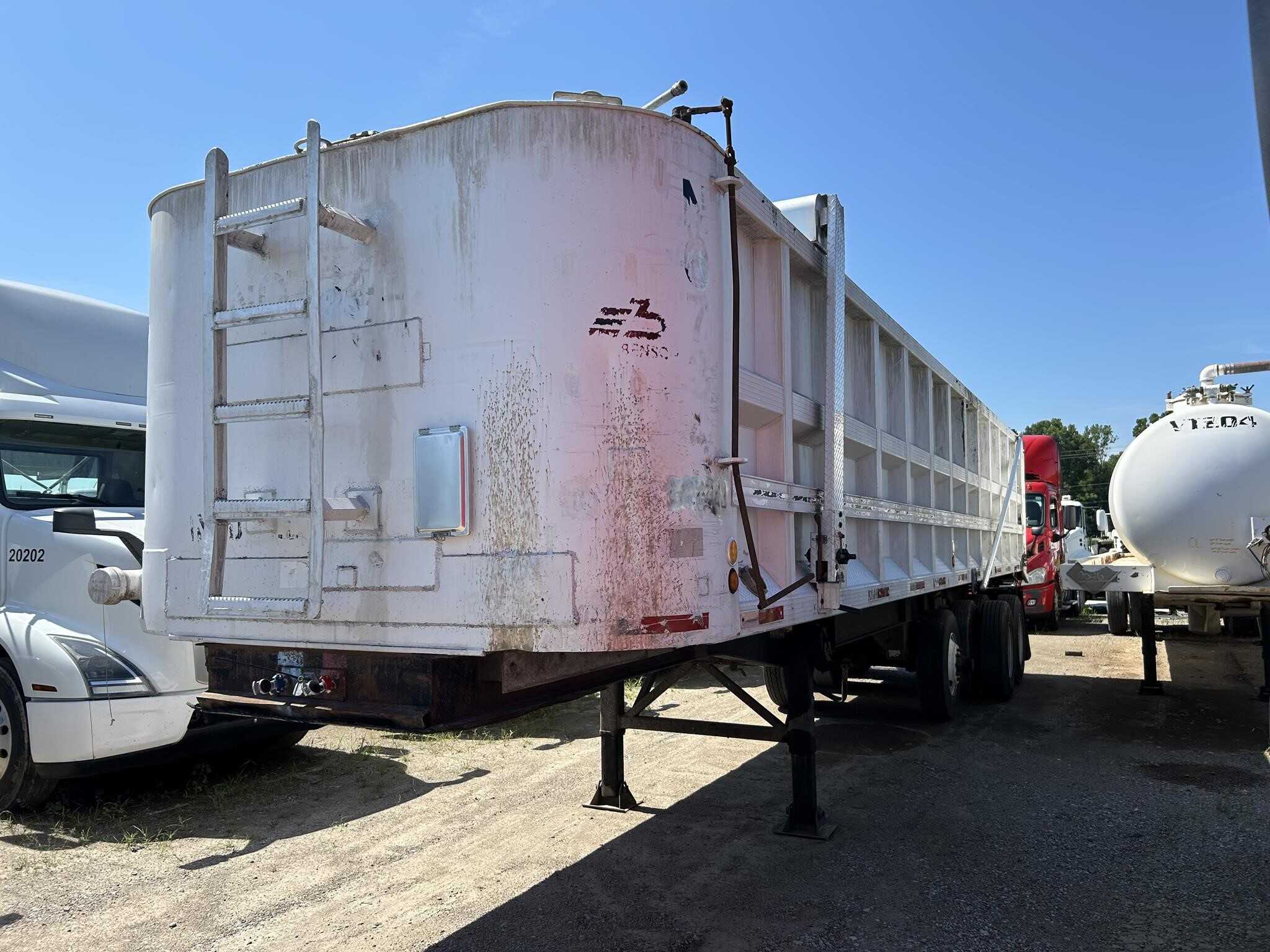 1989 Benson 37 ft open top