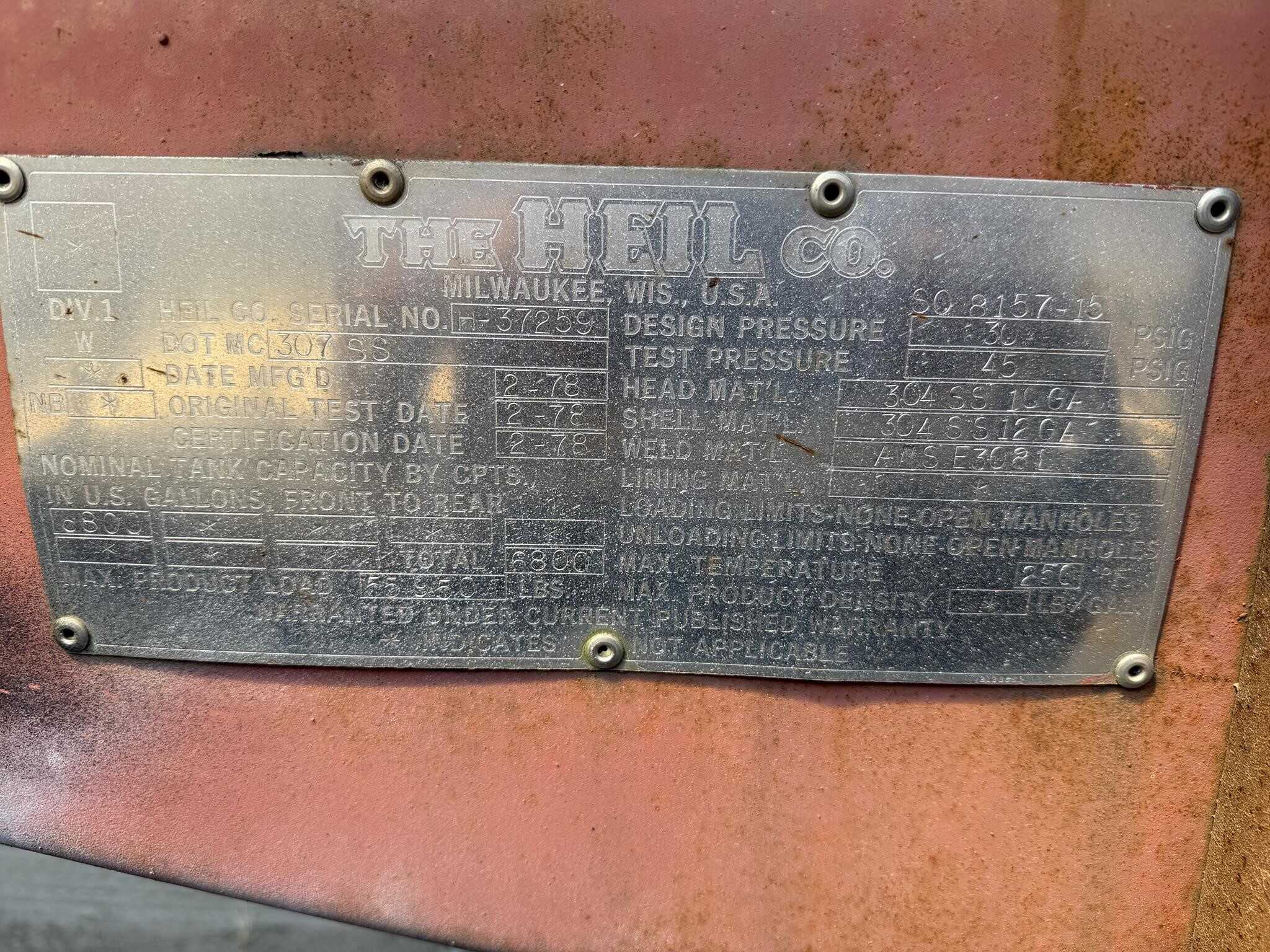 1978 Heil 6800 gallon