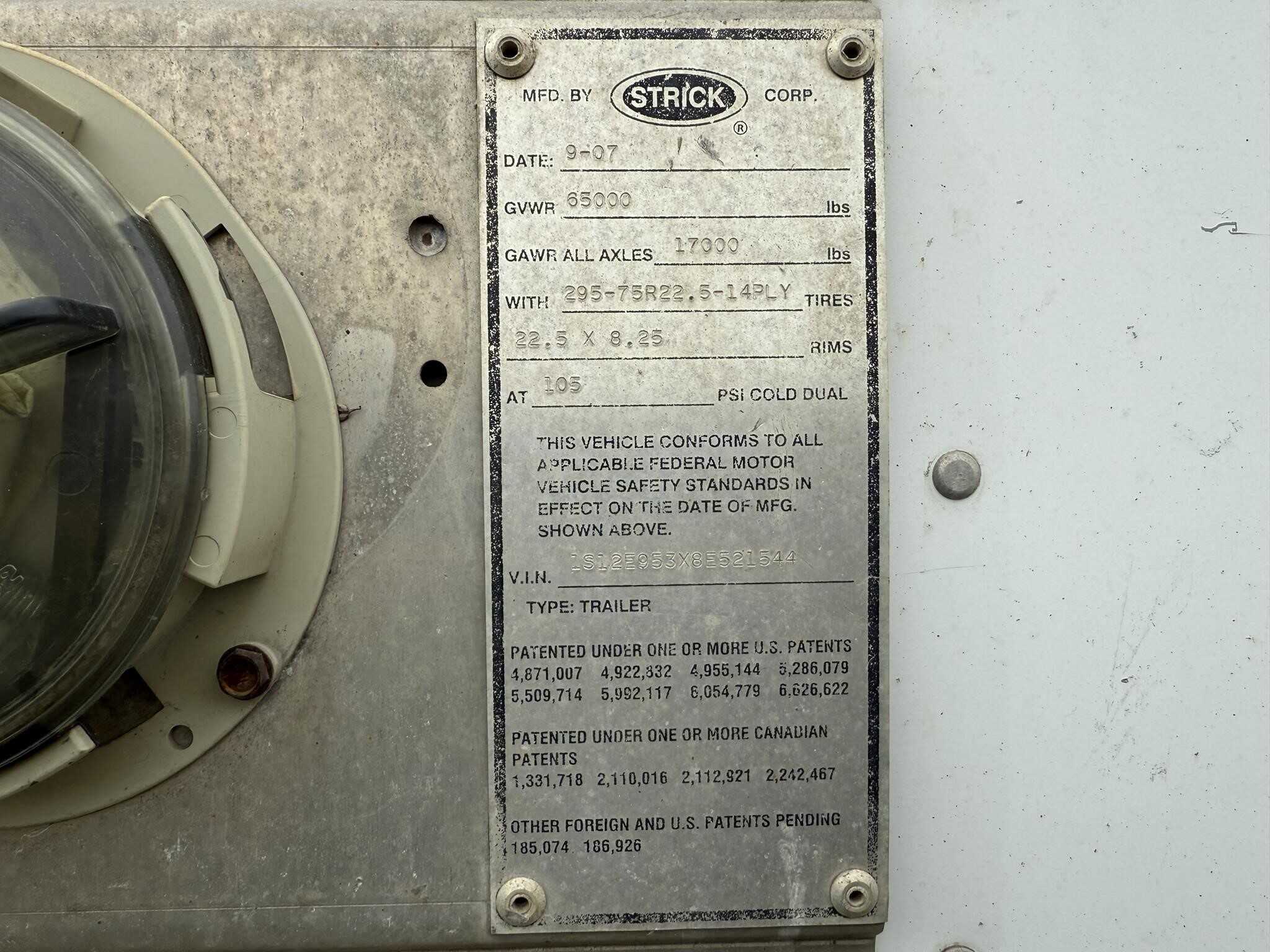 2008 Strick 53 ft dry van air-ride