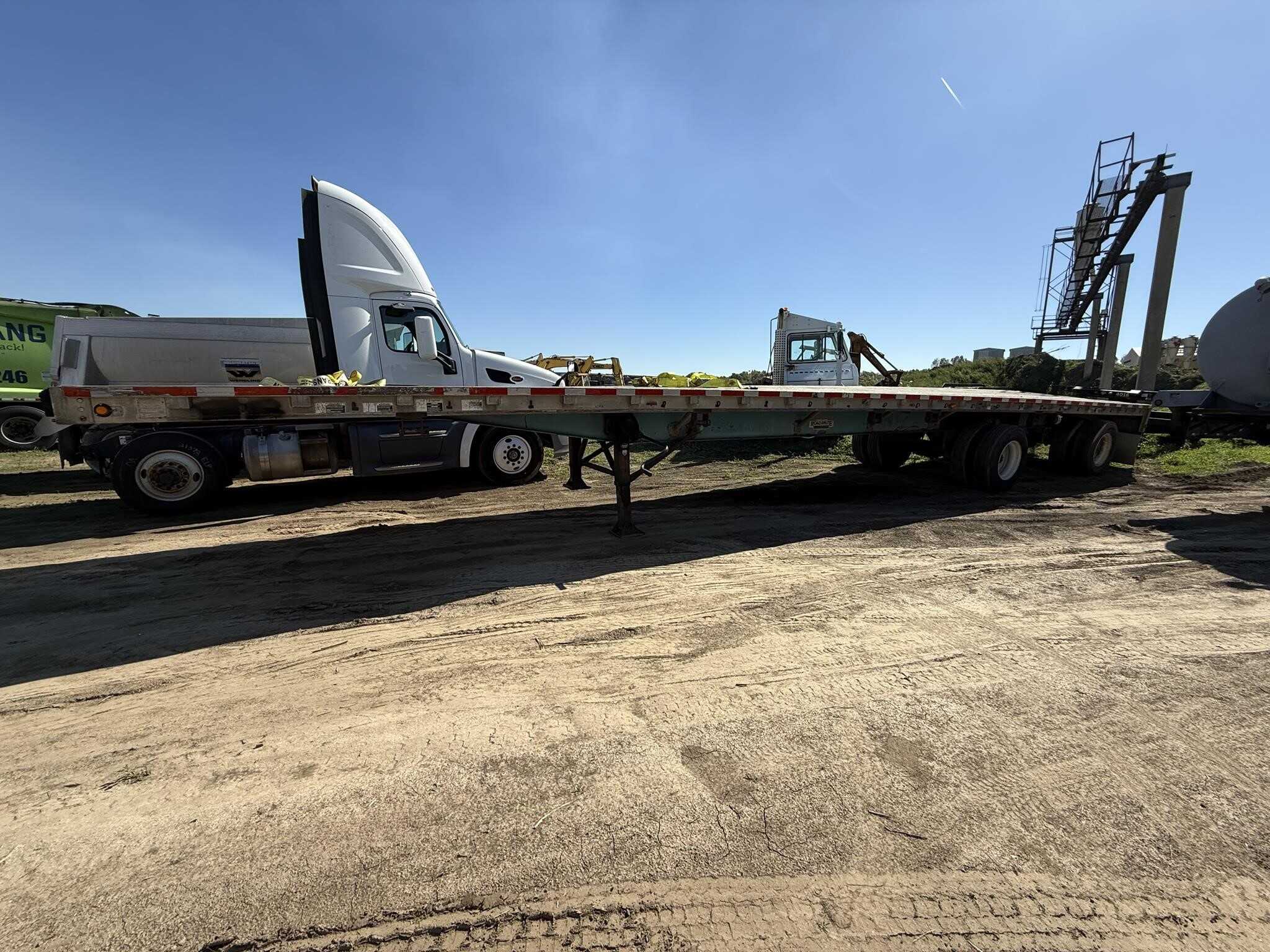 1997 Wilson 48 ft flat bed
