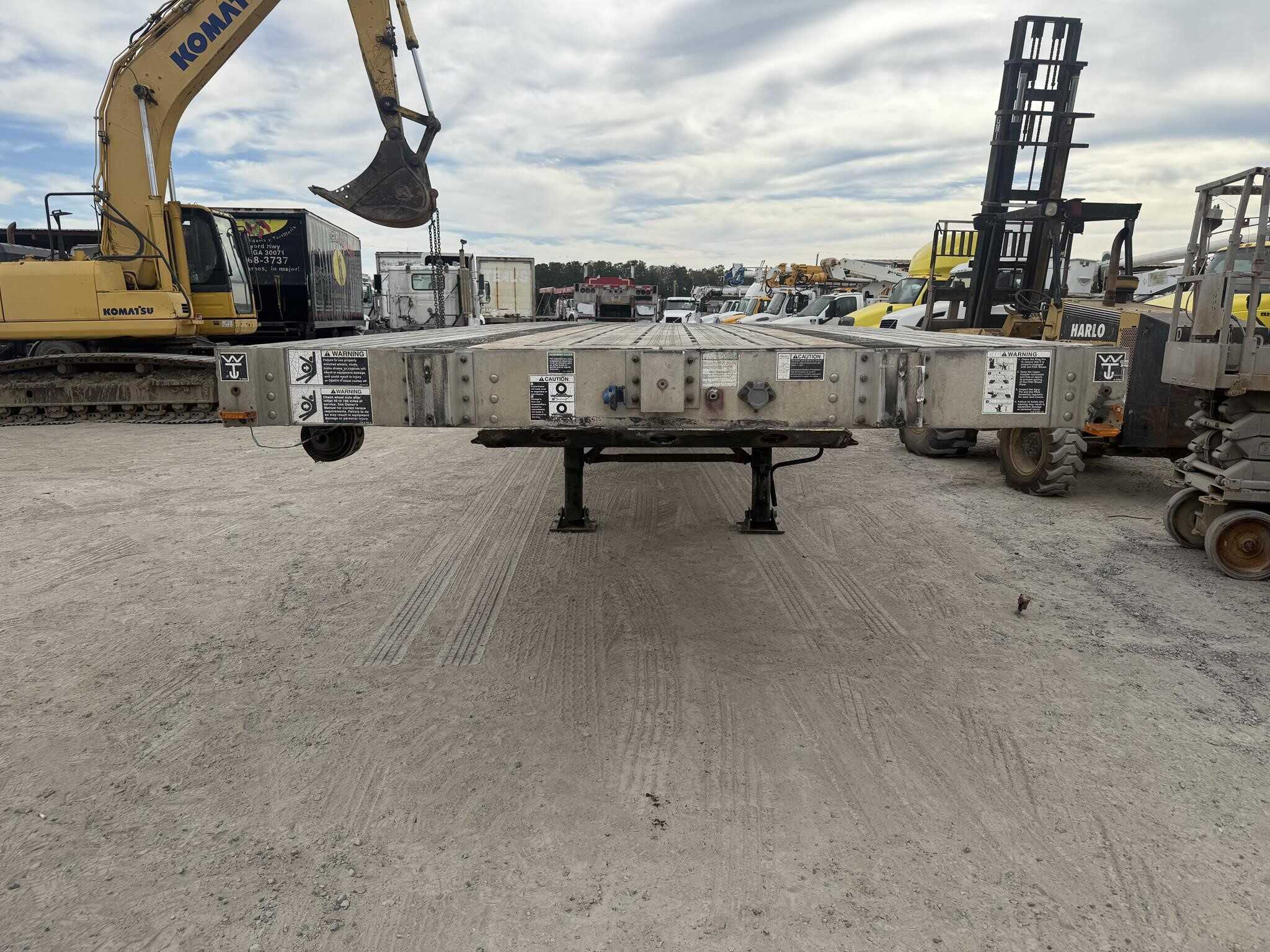 2000 Wilson 45ft flat bed