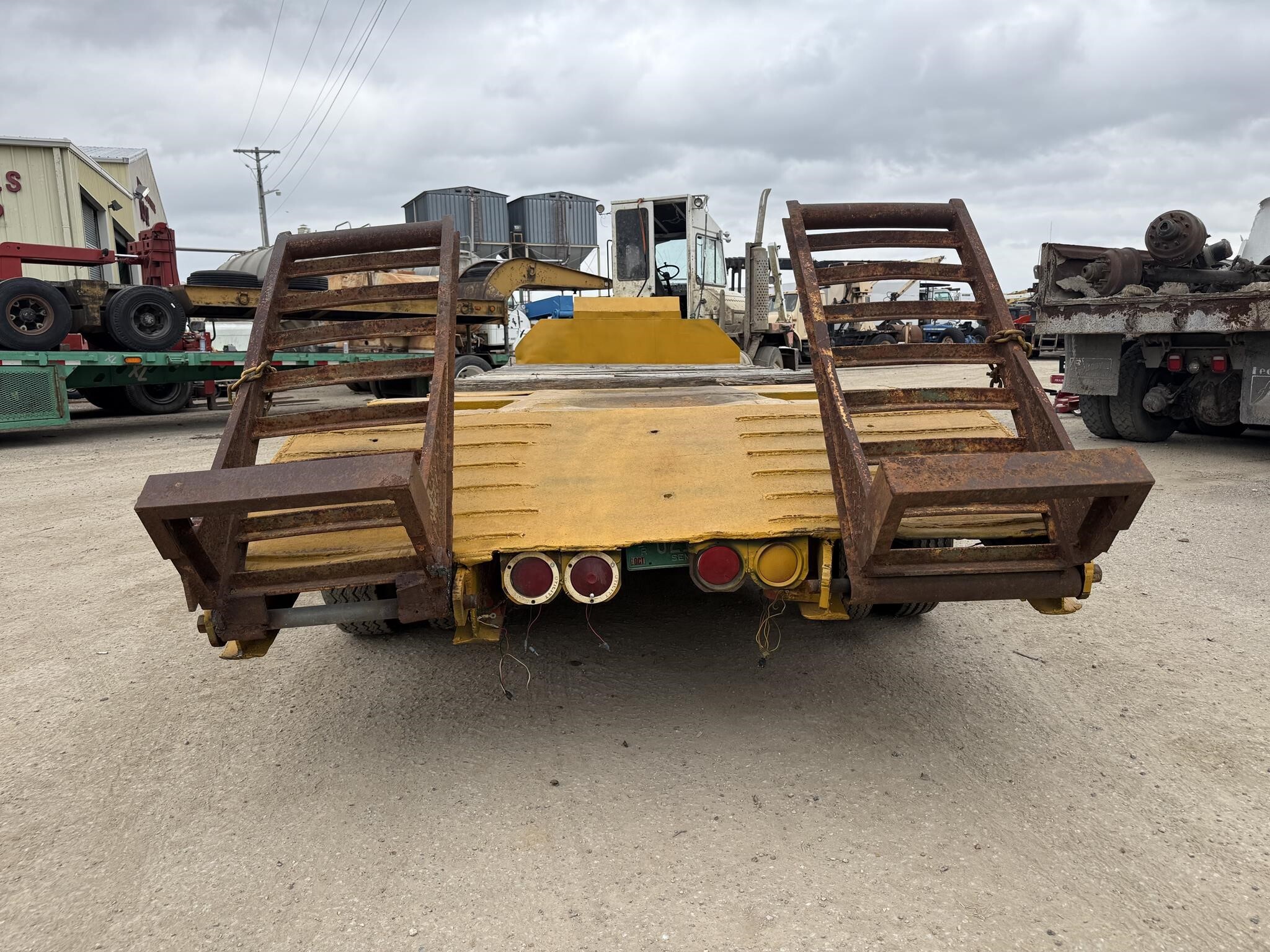 1978 Liddell 25 ton low boy