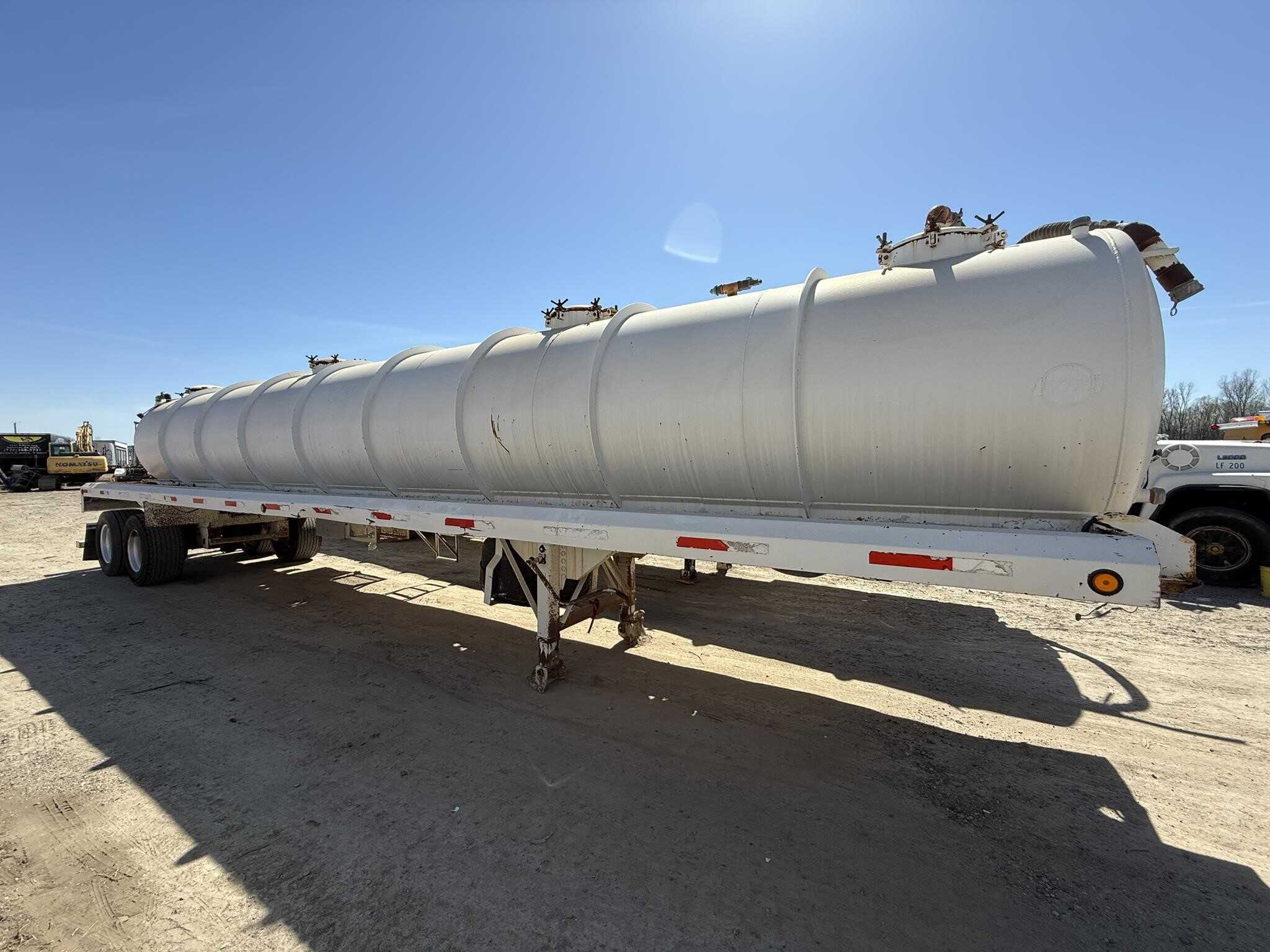 2012 Tytal 5460 gallon vac tank