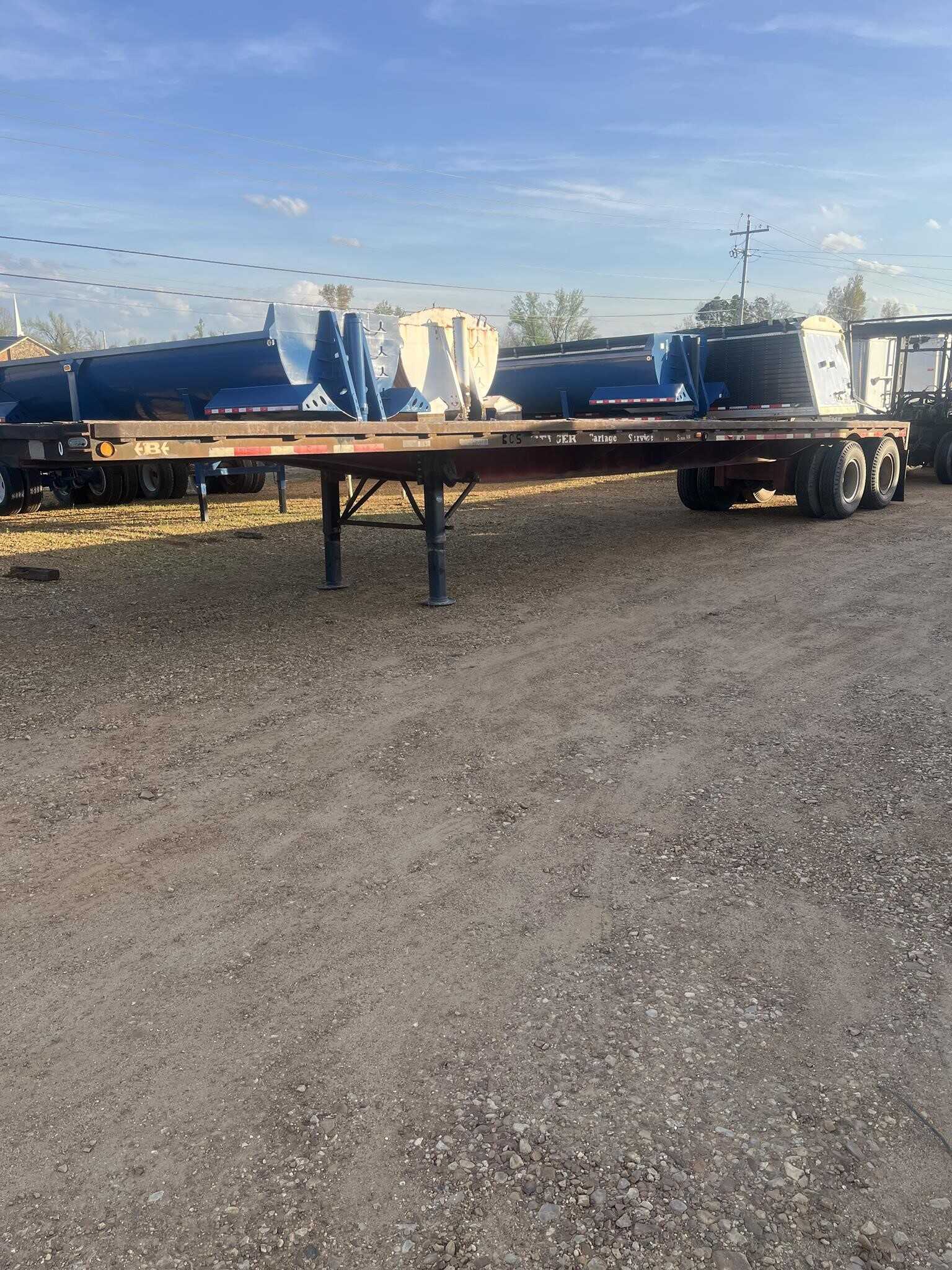 1979 Transcraft 40 ft flat bed