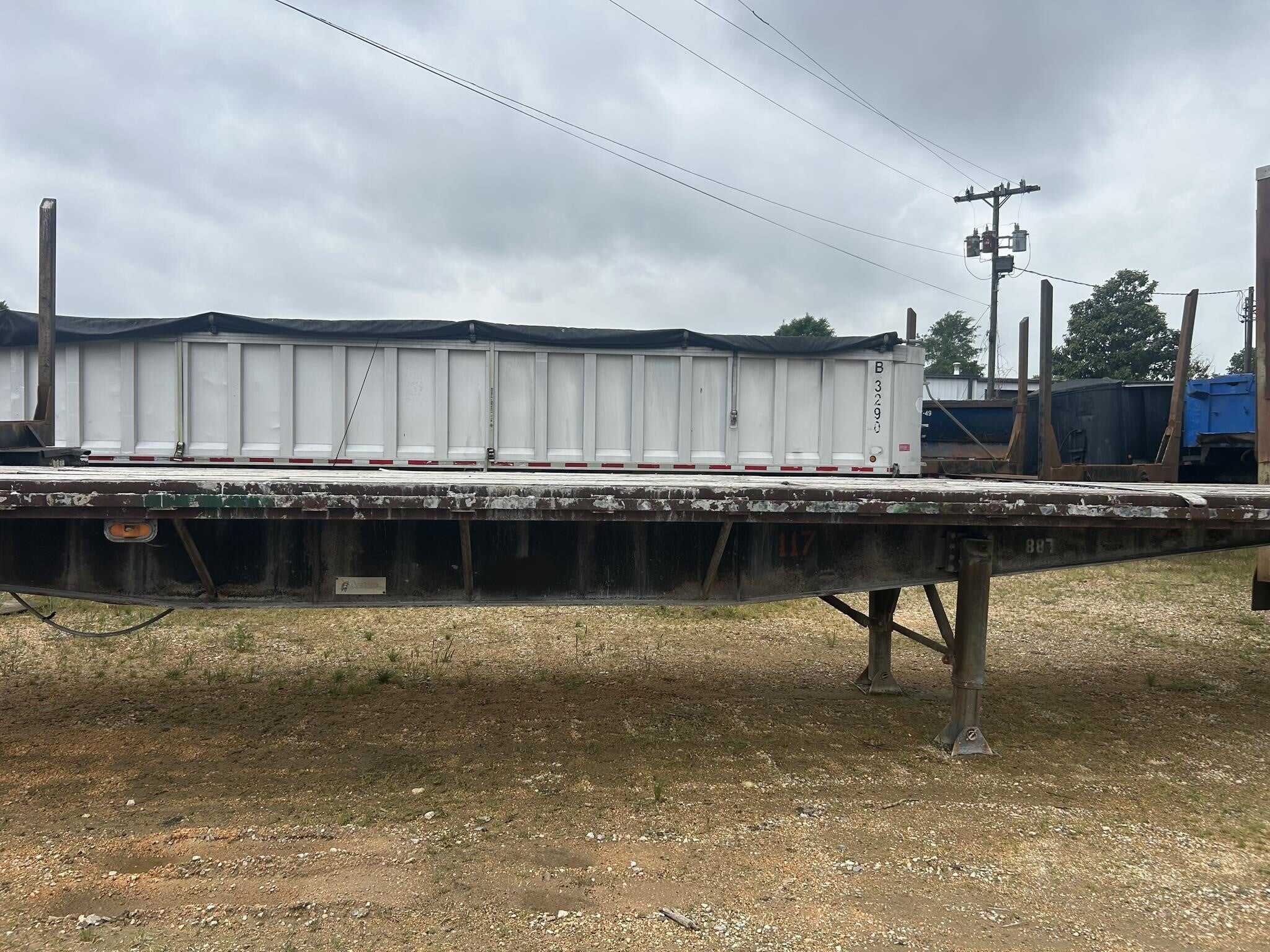 1994 Aztec 45 ft flat bed