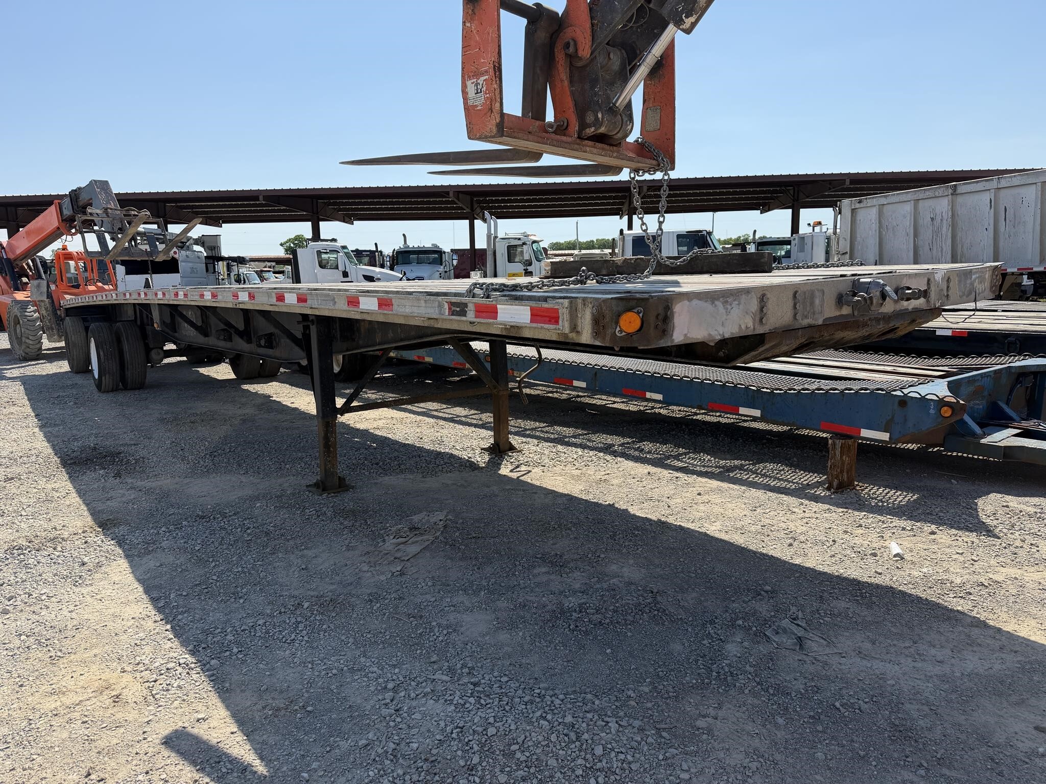 2005 Fontaine 48 ft flat bed