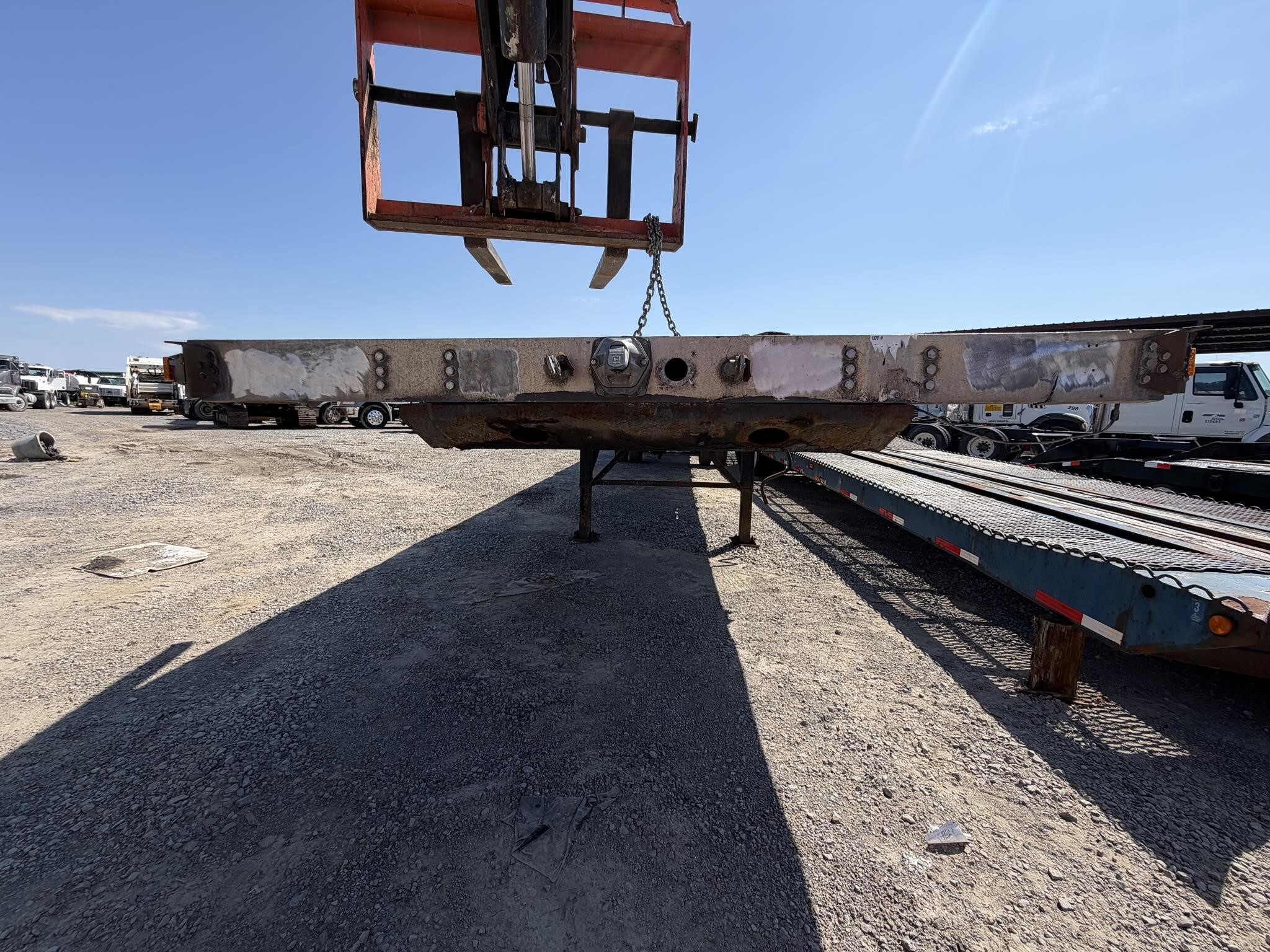 2005 Fontaine 48 ft flat bed