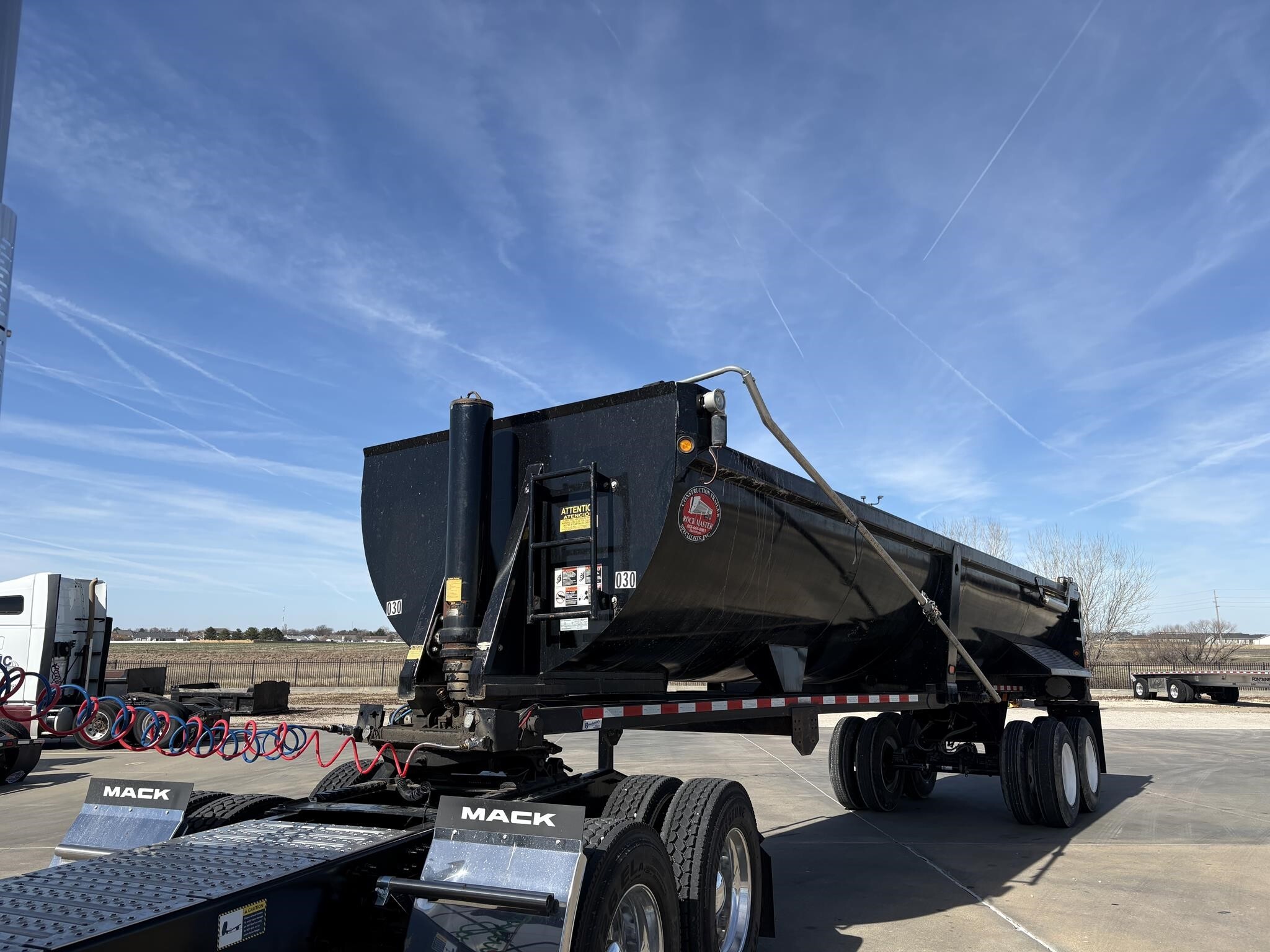 2024 Construction Trailer Specialist hrd32