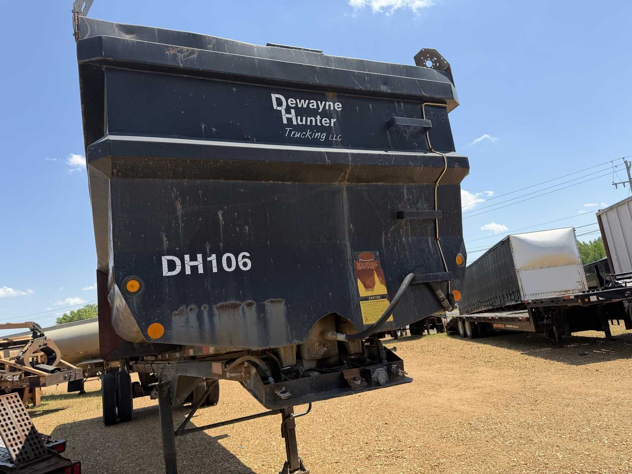 2007 Lufkin 38 ft end dump