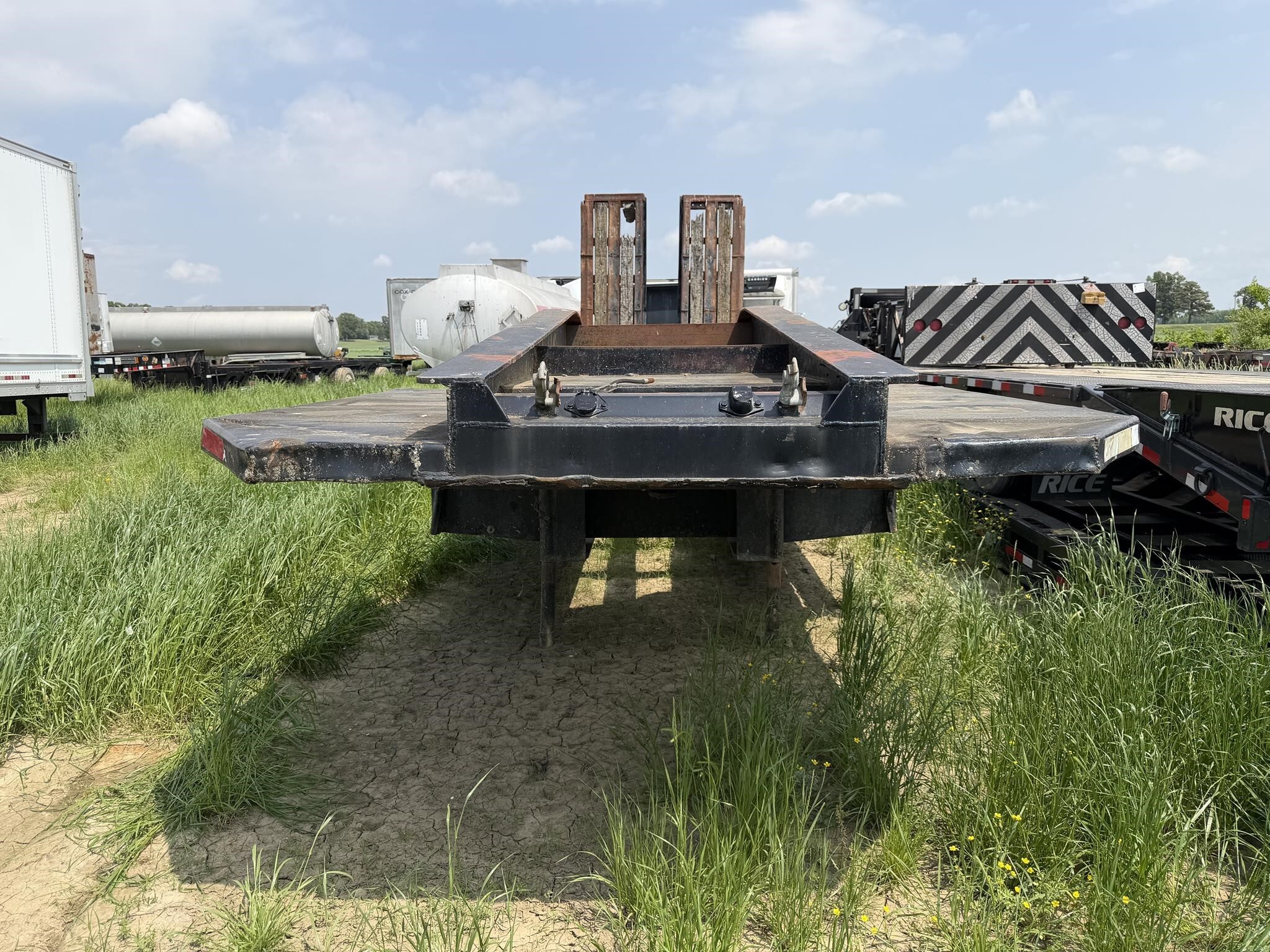 1980 Phelan 30 ton lowboy