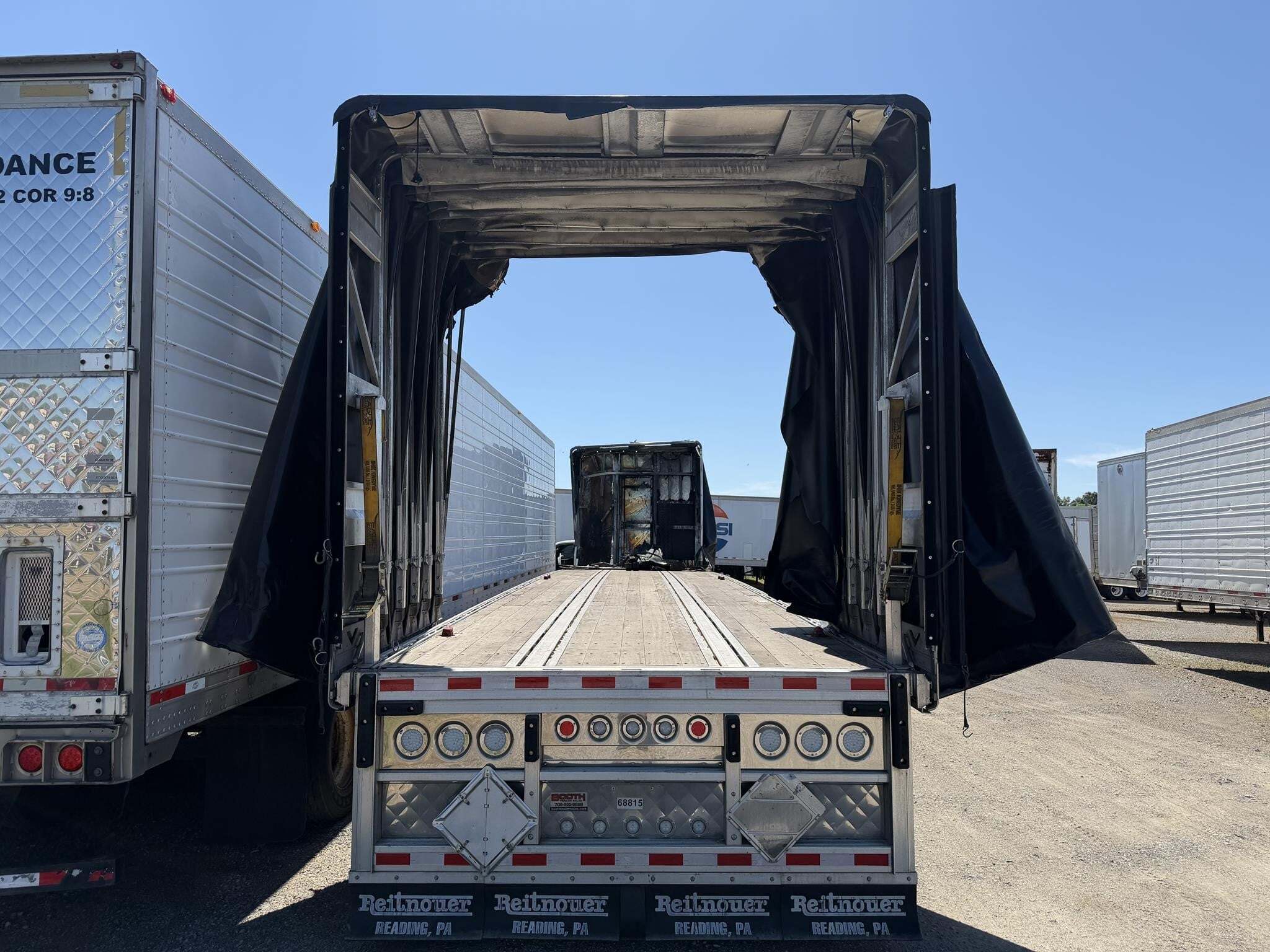 2024 Reitnouer 48 ft flat bed