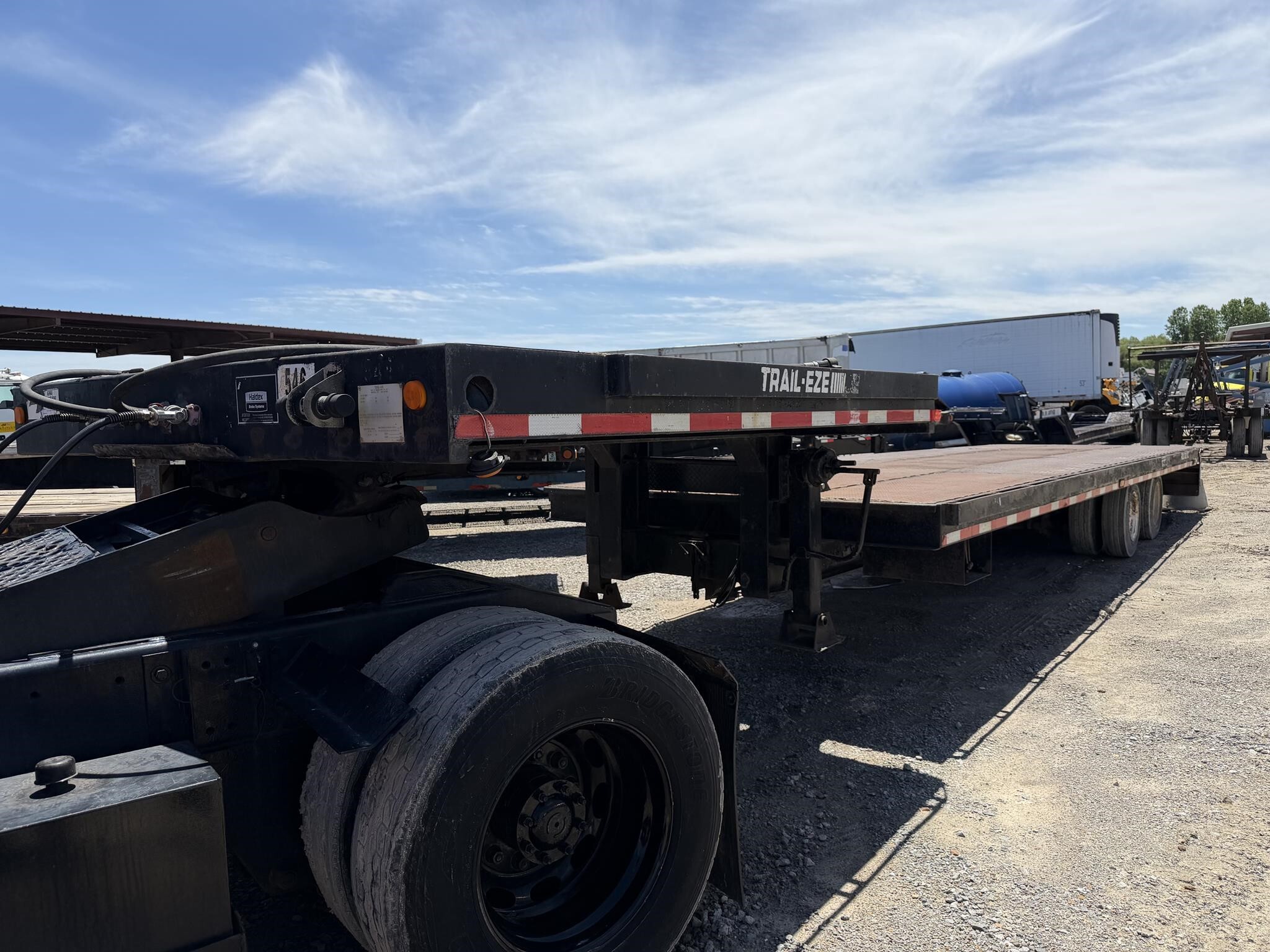 2001 Trail-Eze 39 ft equipment hauler