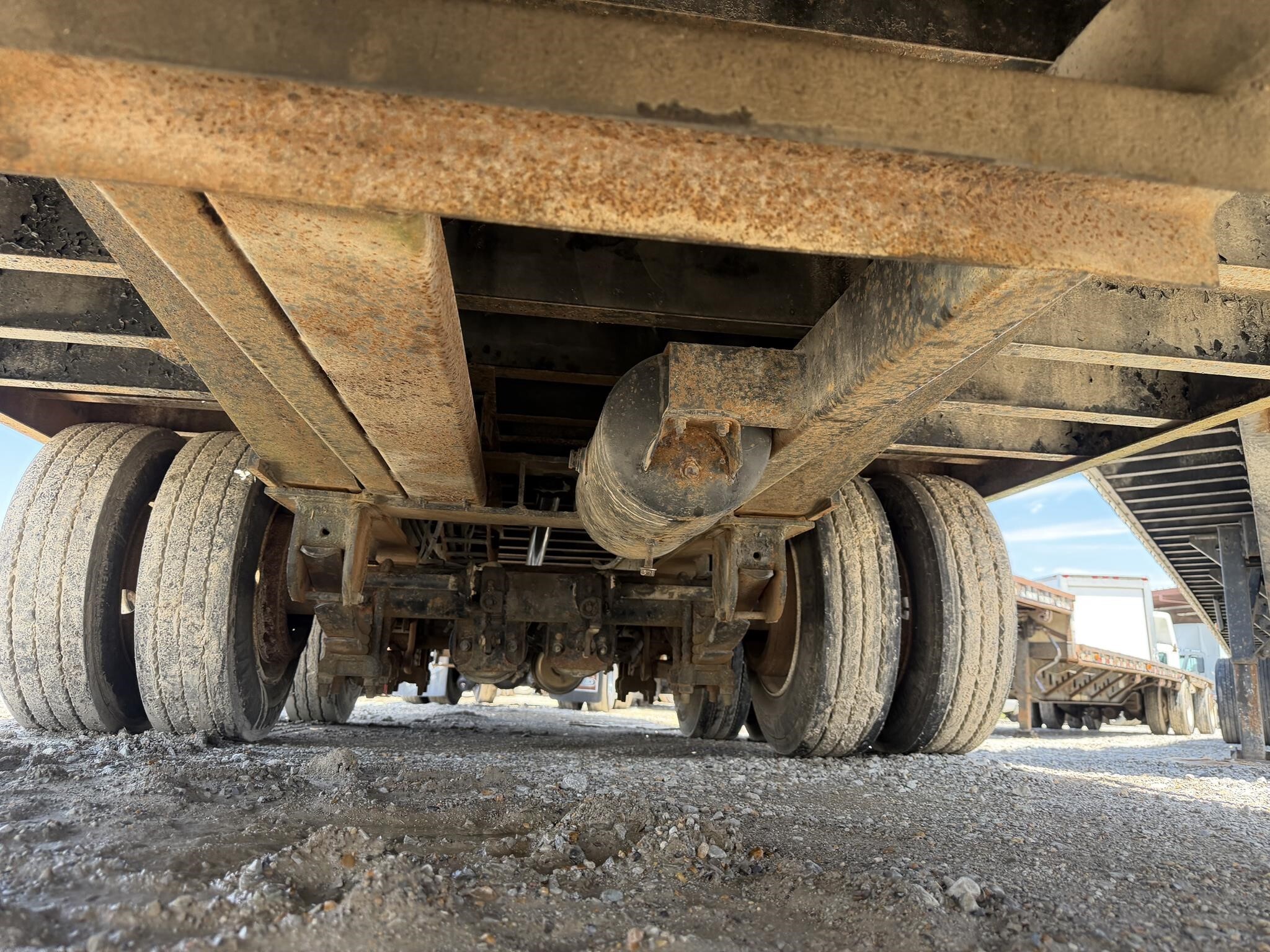 2001 Trail-Eze 39 ft equipment hauler