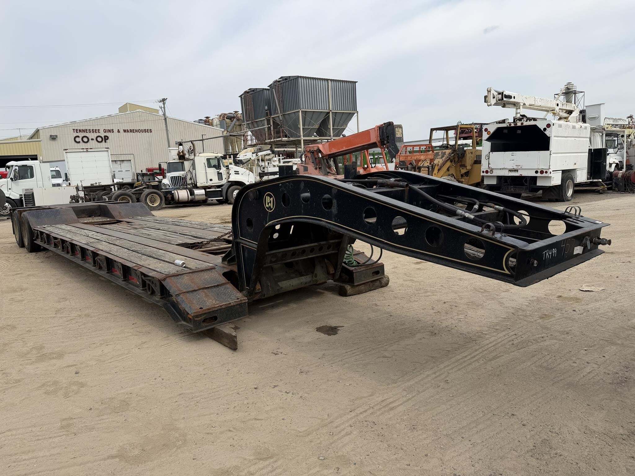1989 Liddell 35 ton detach lowboy
