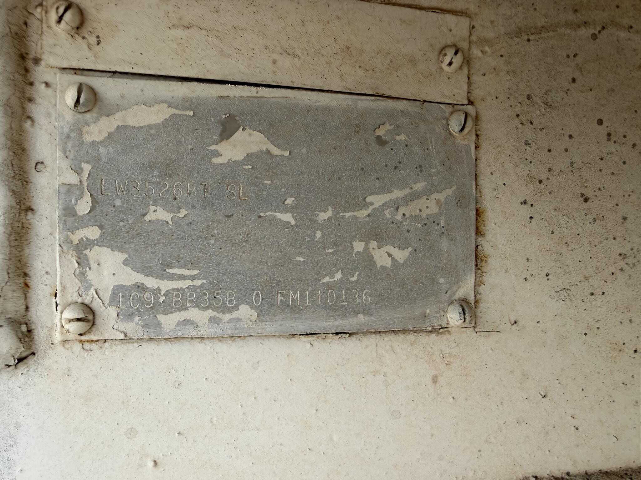 1985 Clement 35 ft end dump