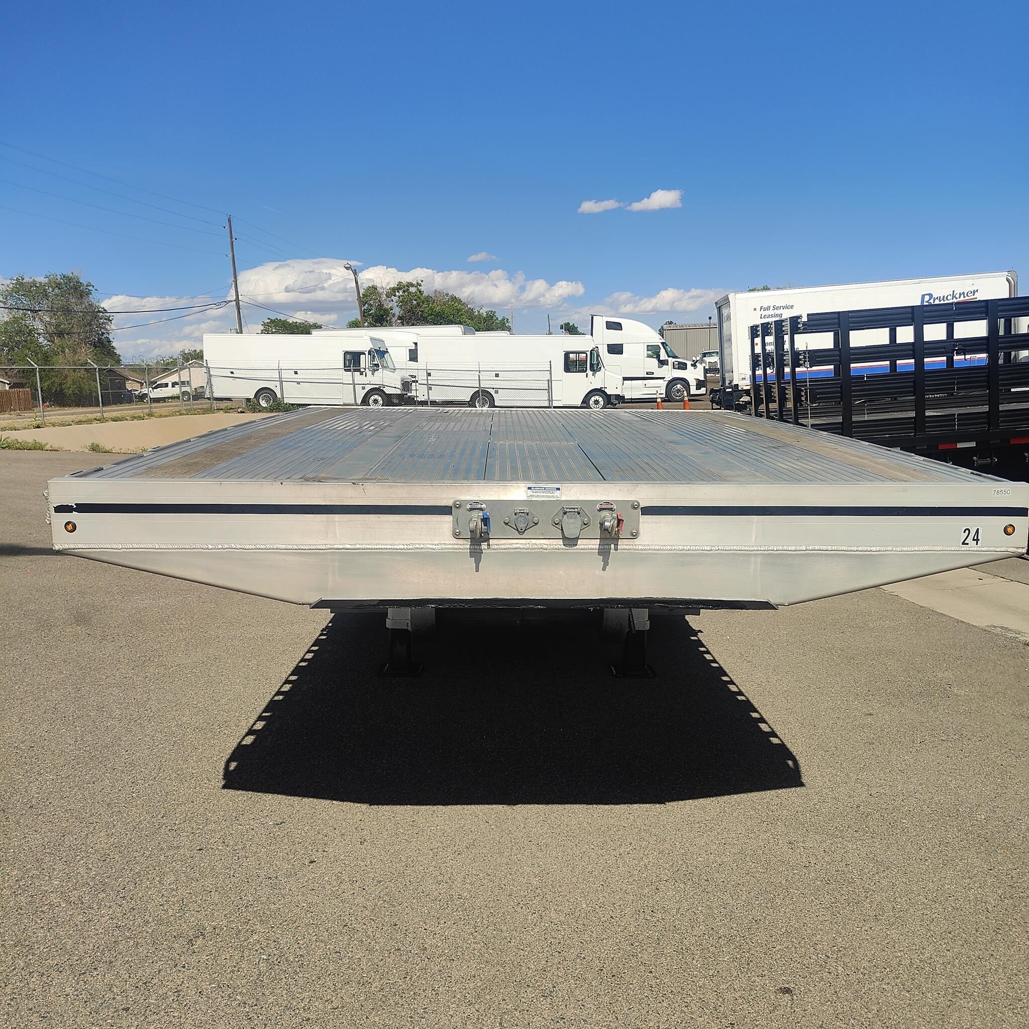 2024 Mac 53' aluminum step deck