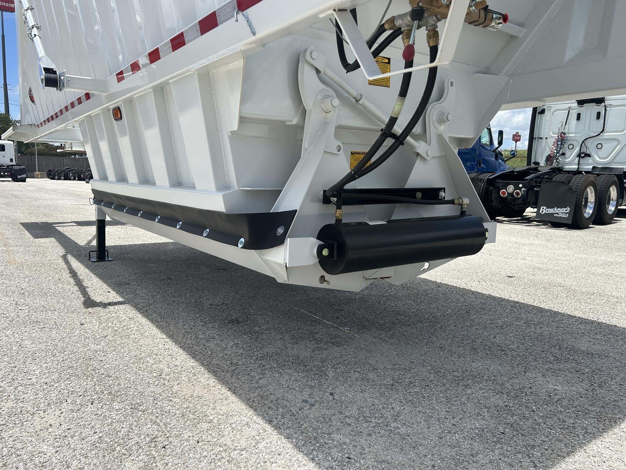 2027 Construction Trailer Specialist bdt-40 spring ride