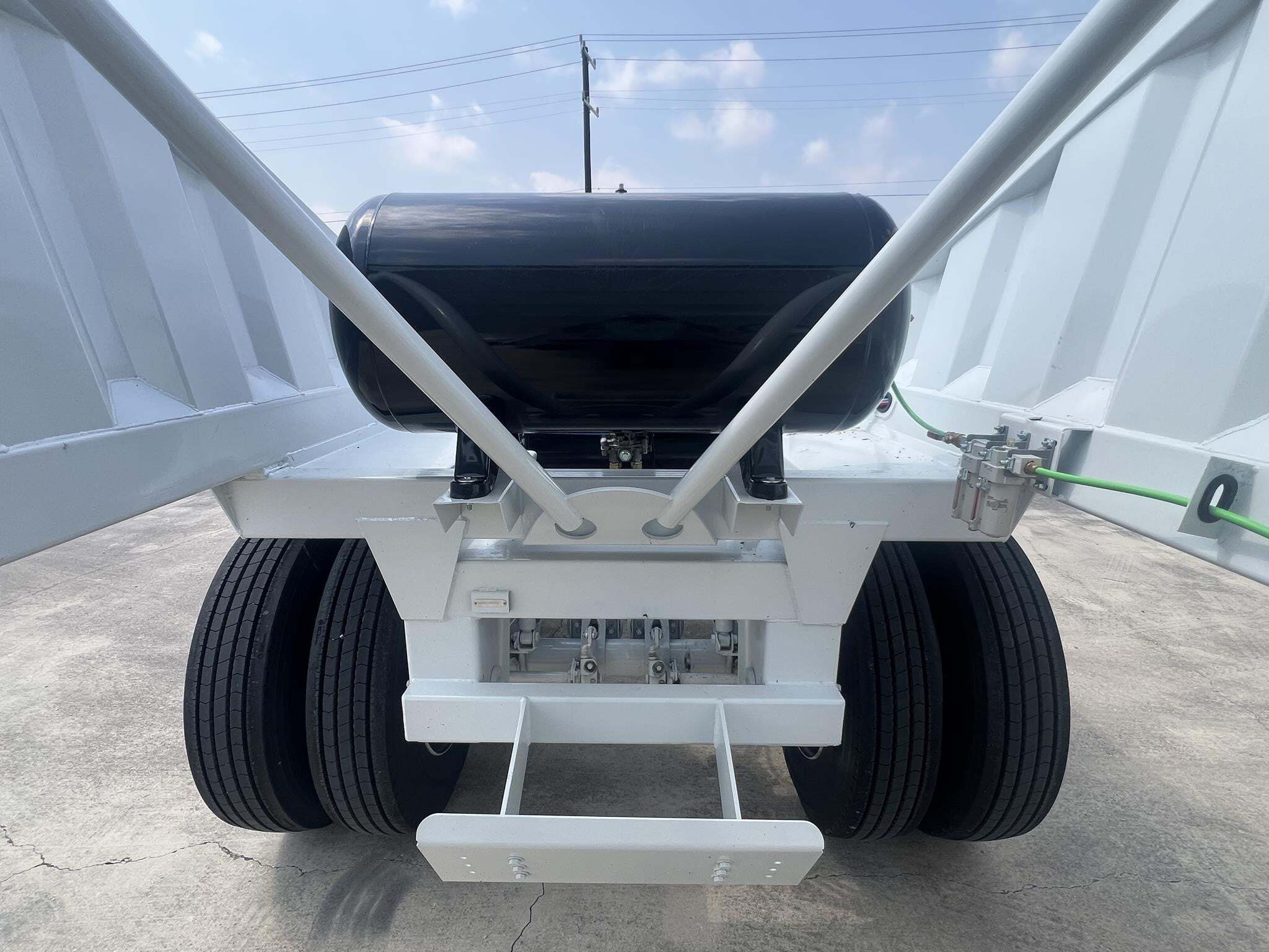 2027 Construction Trailer Specialist bdt-40 air ride
