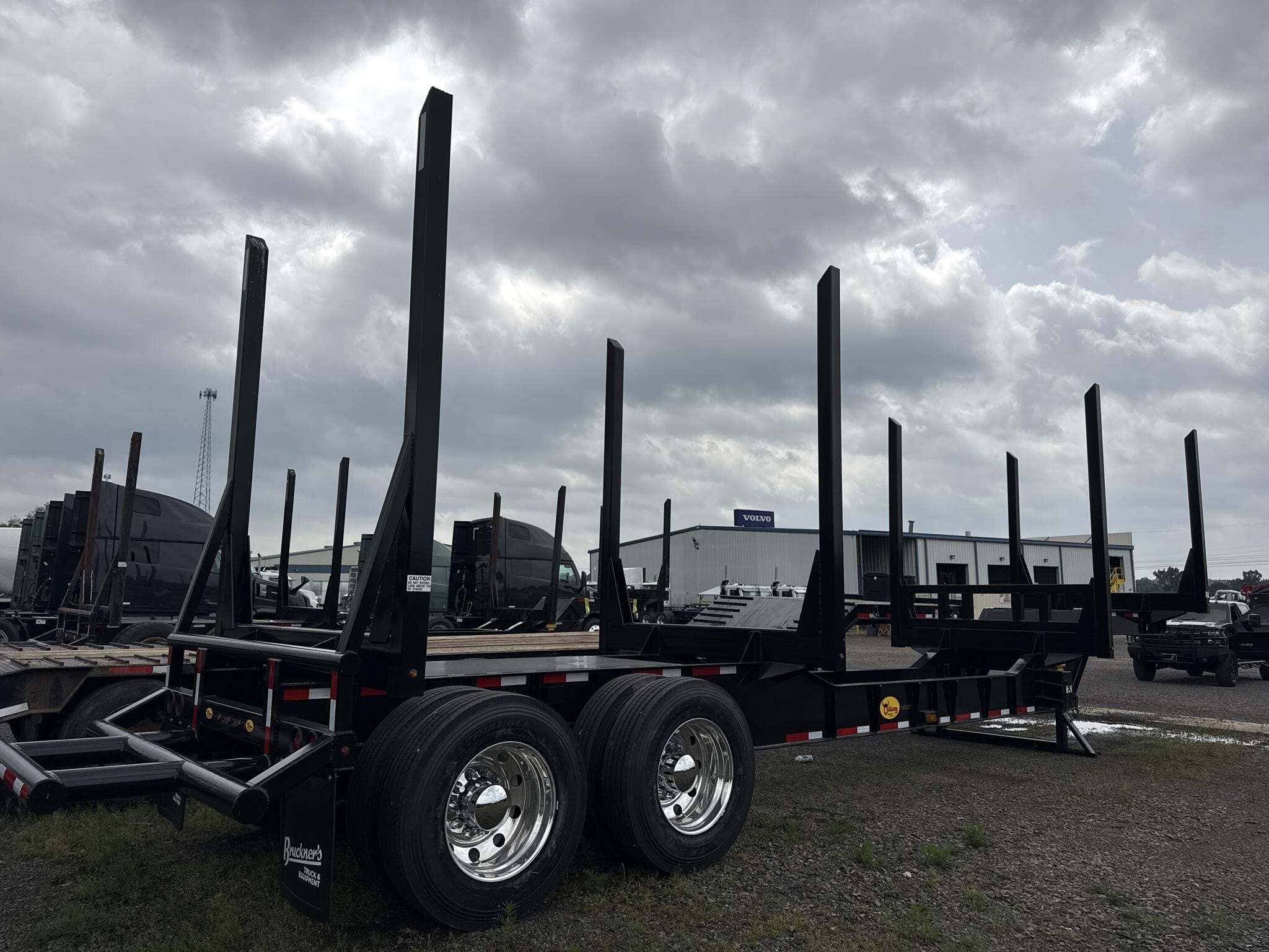 2026 Viking 40' log trailer