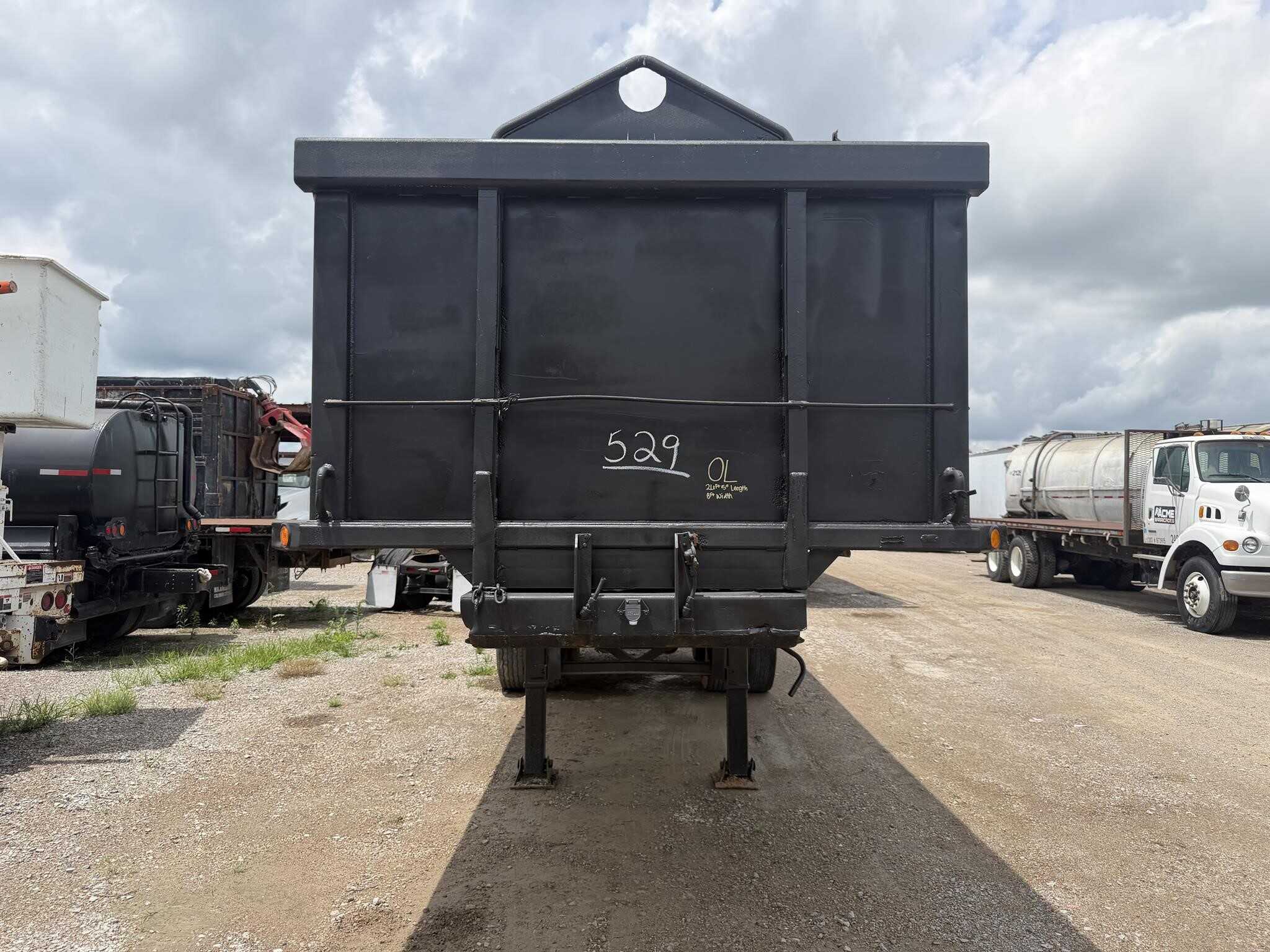 1990 Shop Built 28 ft sludge trailer