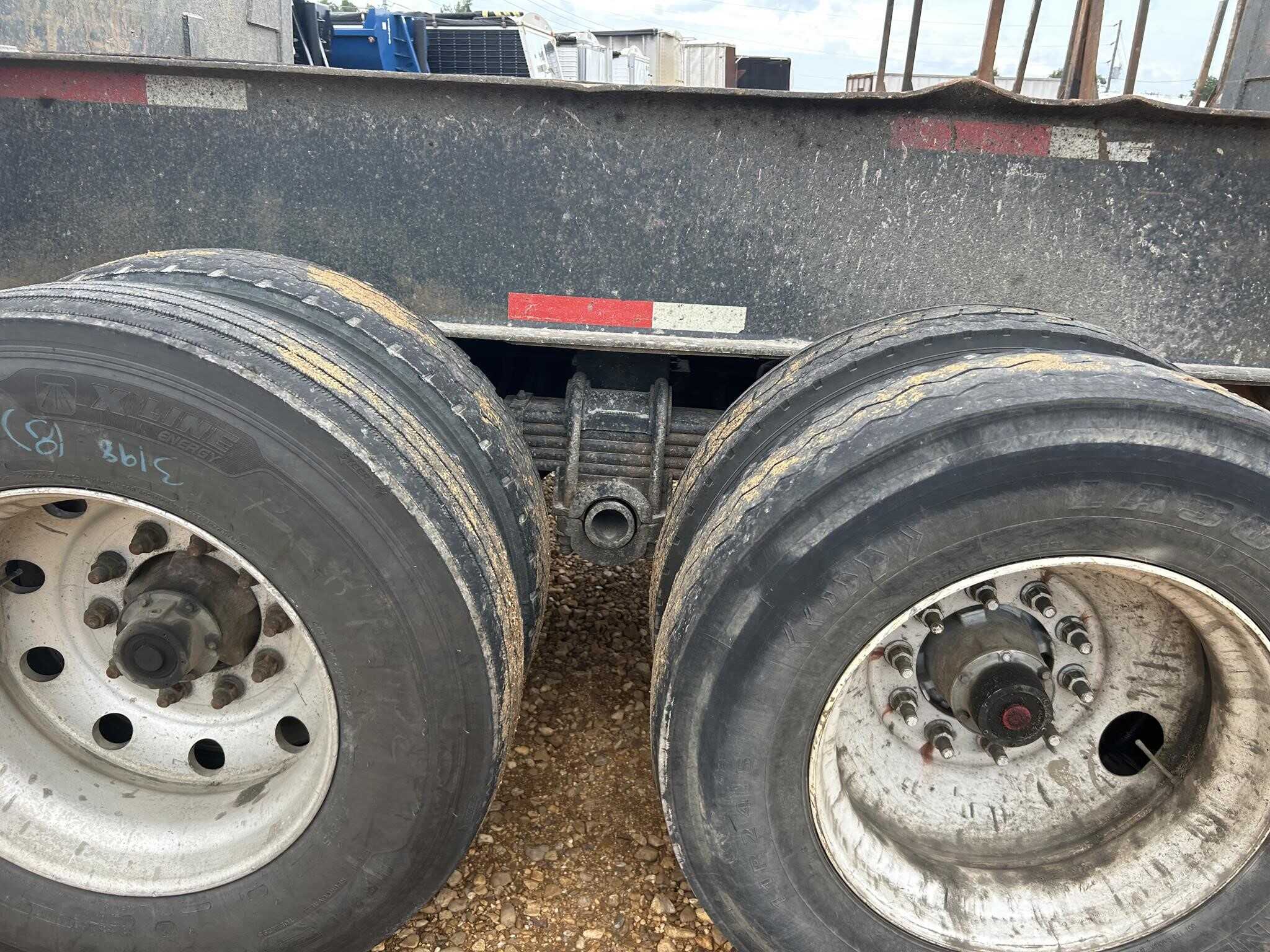 2013 Magnolia 42 ft log trailer
