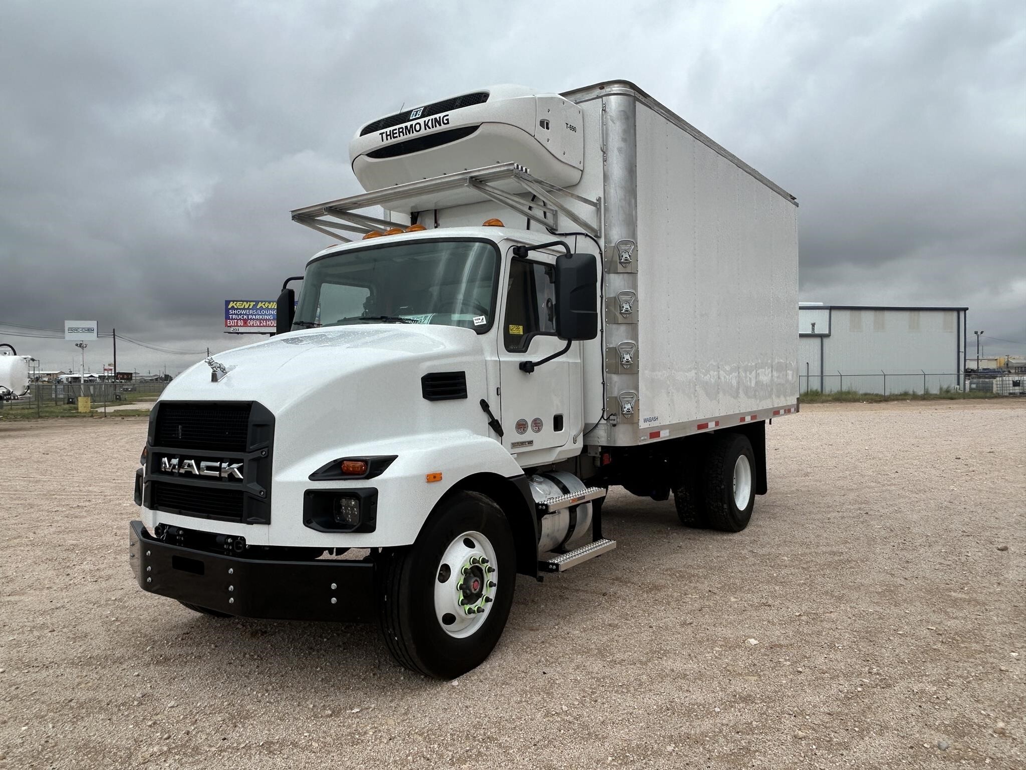 New 2026 MACK MD6 Reefer/Refrigerated Truck in Odessa, TX | NextTruck
