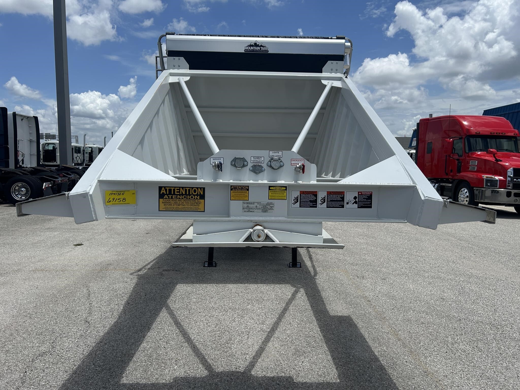 2027 Construction Trailer Specialist bdt-40 spring ride