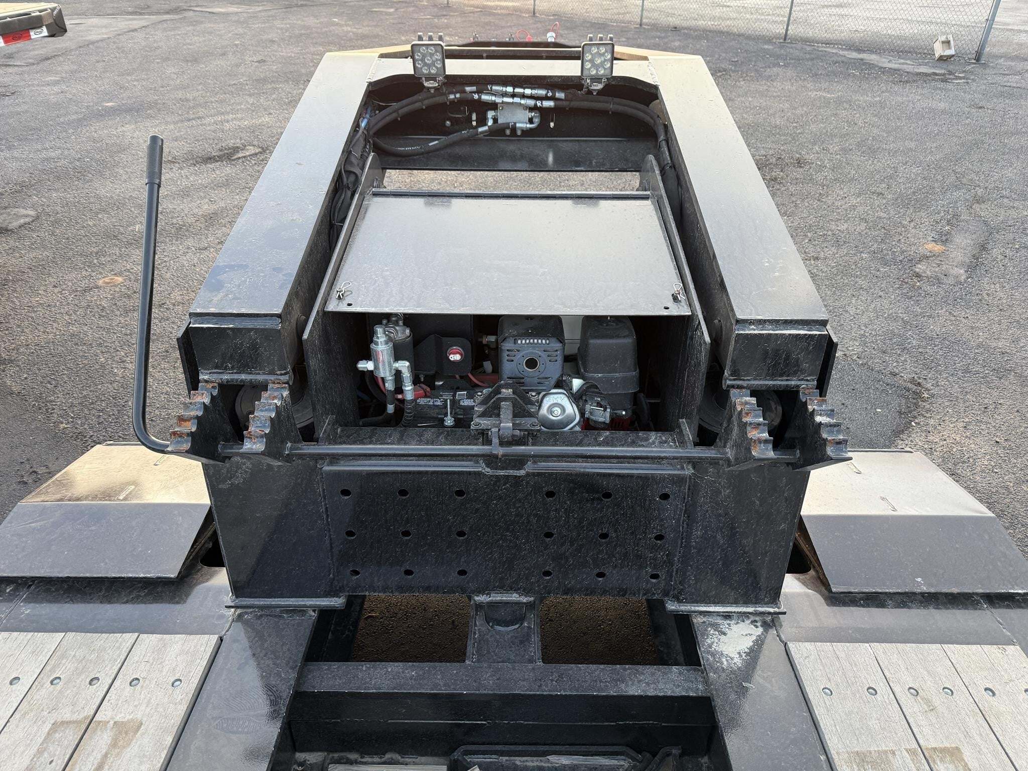 2027 Load King 554ss-quad axle