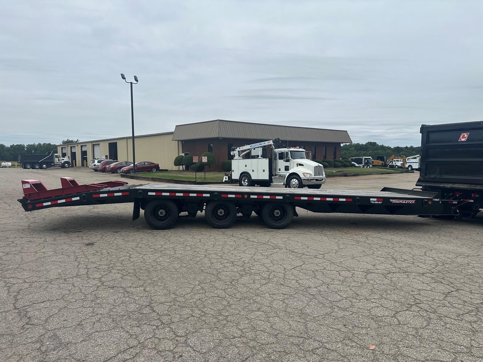 2025 Towmaster t-50lp