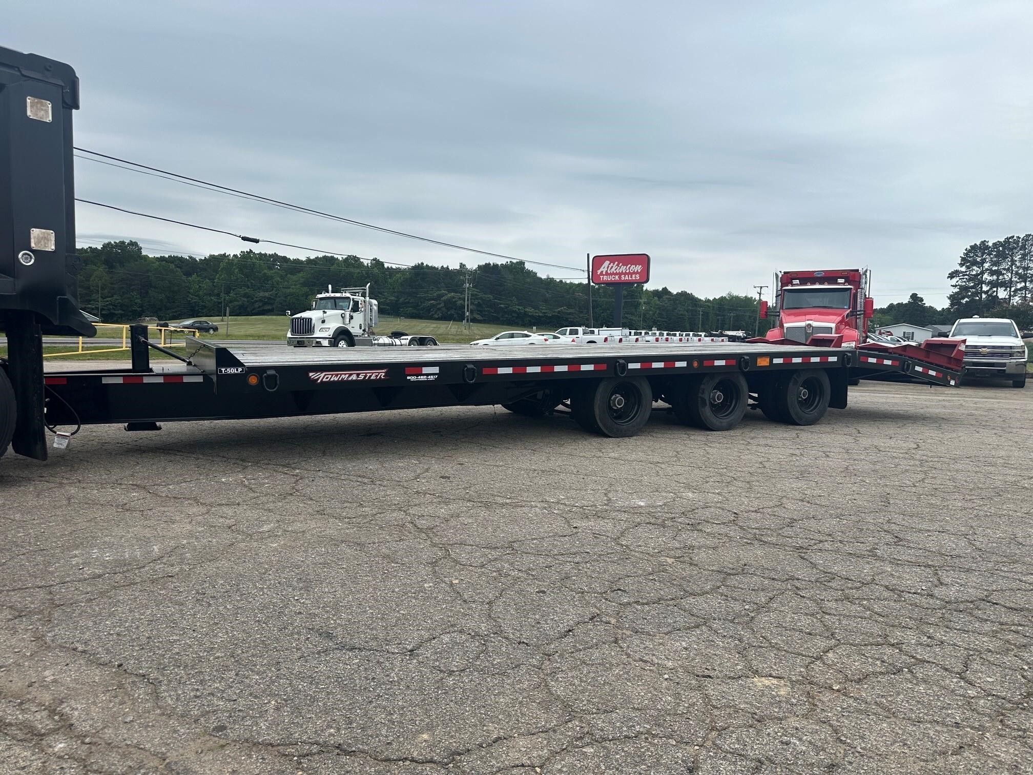 2025 Towmaster t-50lp