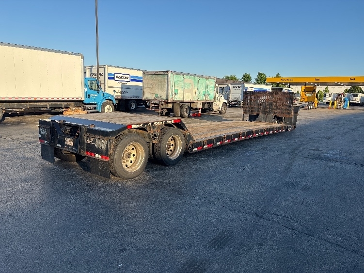 2019 Landoll 835e