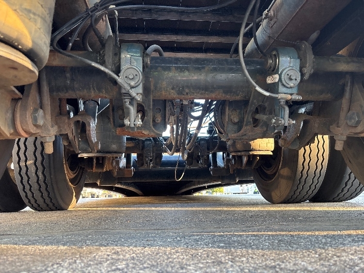2019 Landoll 835e