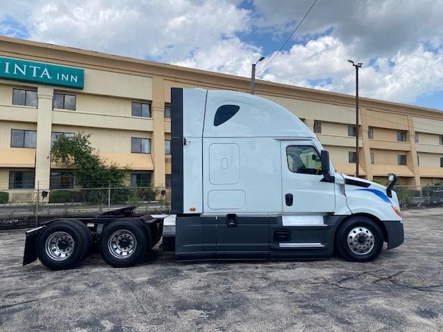 Used 2022 KENWORTH T880 Dump Truck in Chatham, VA | NextTruck