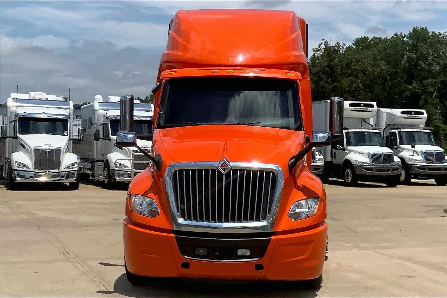 Used 2022 KENWORTH T880 Dump Truck in Chatham, VA | NextTruck