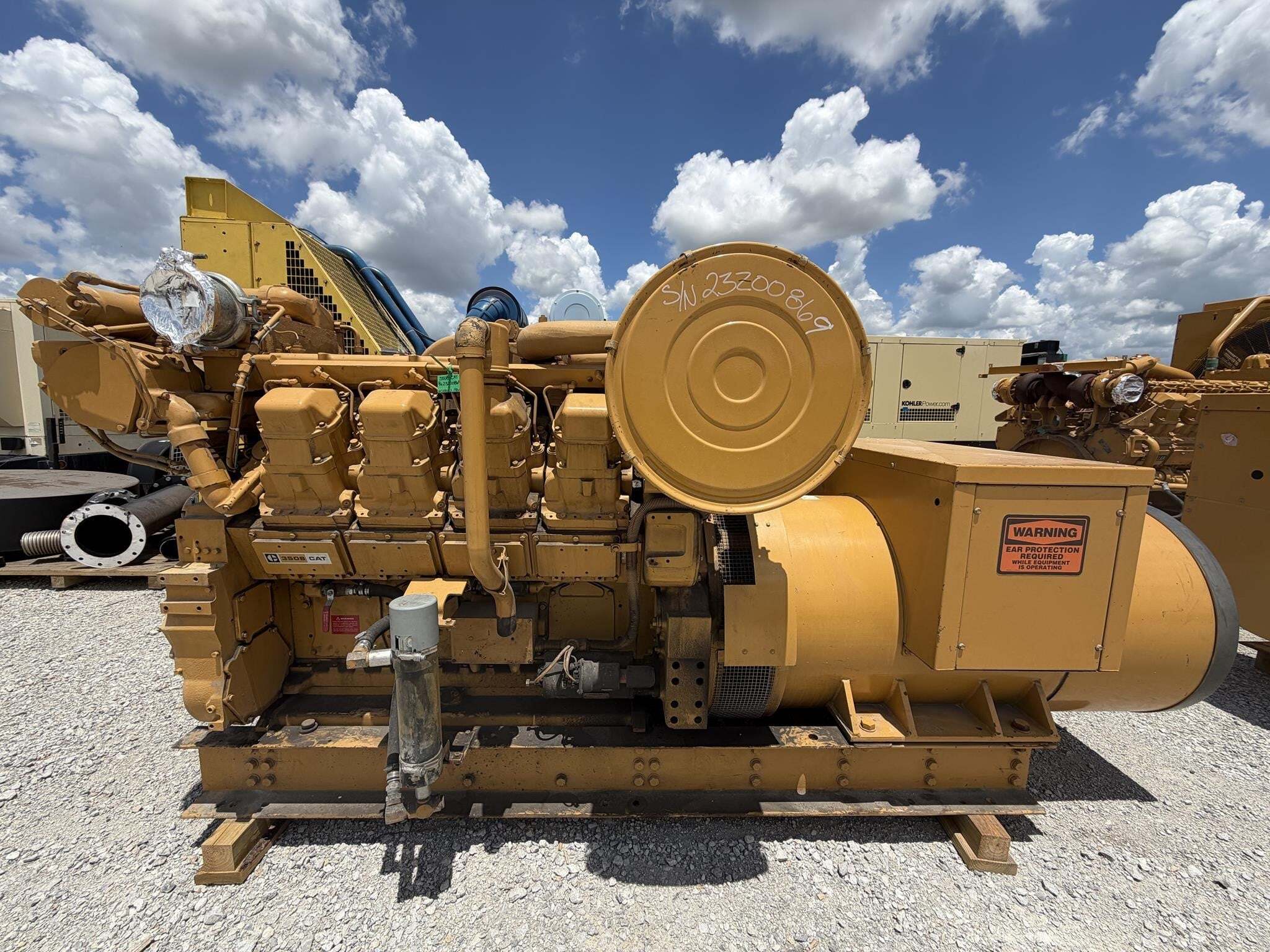 CATERPILLAR 700 KW Generators INDUSTRIAL