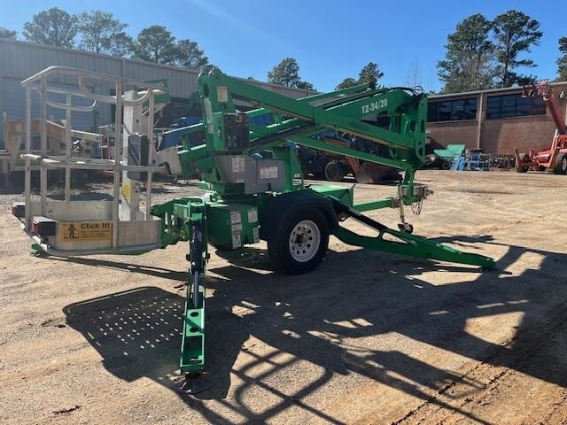2014 GENIE TZ34/20 Towable Boom Lifts LIFTING