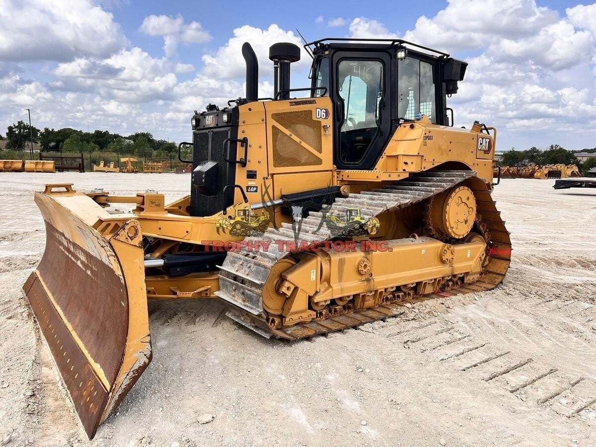 2020 CATERPILLAR D6 Dozers INDUSTRIAL